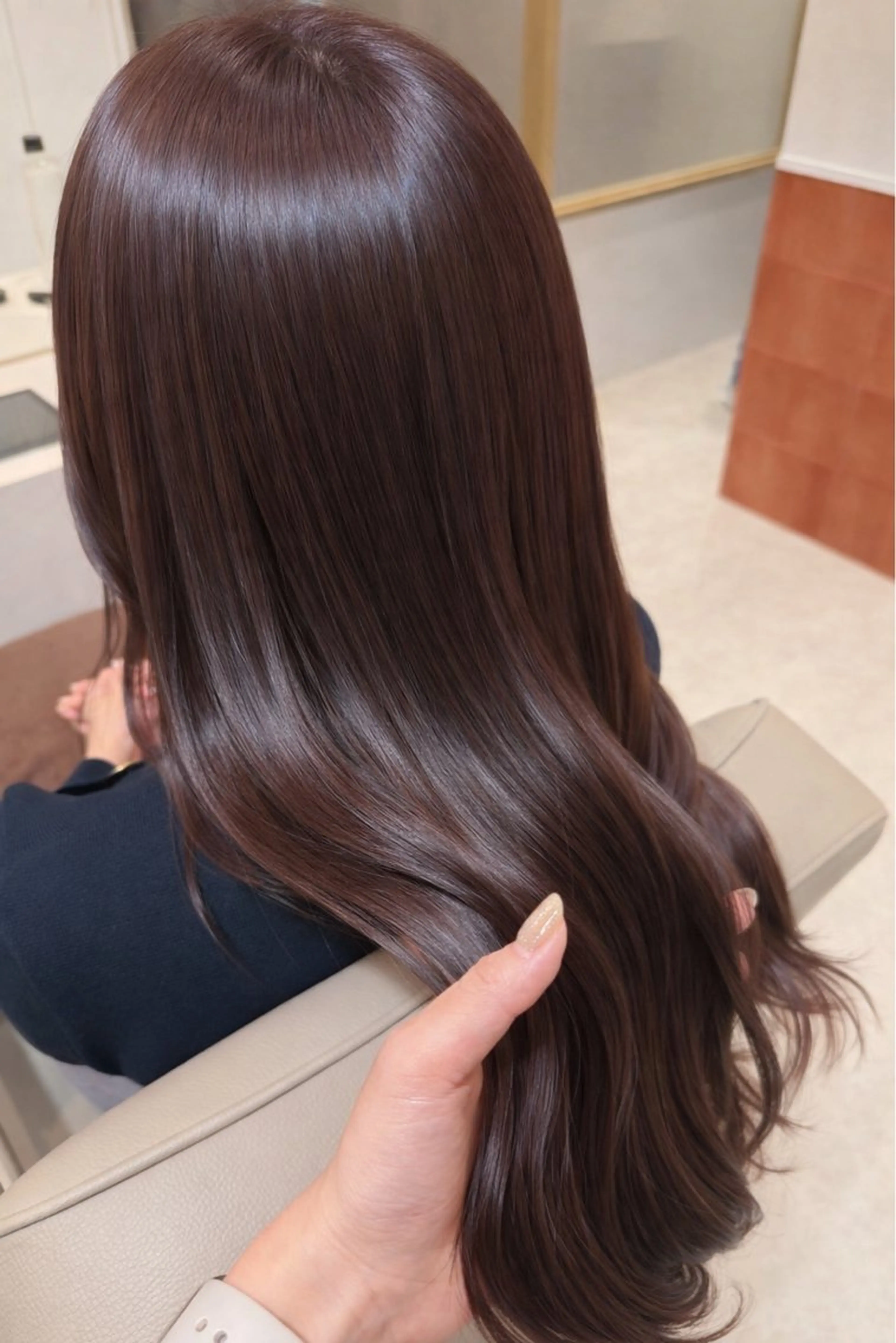 ロング カット ヘアカラー BRIGHT所属・🤍恵比寿/透明感/ 小顔カット🤍アズサのヘアスタイル