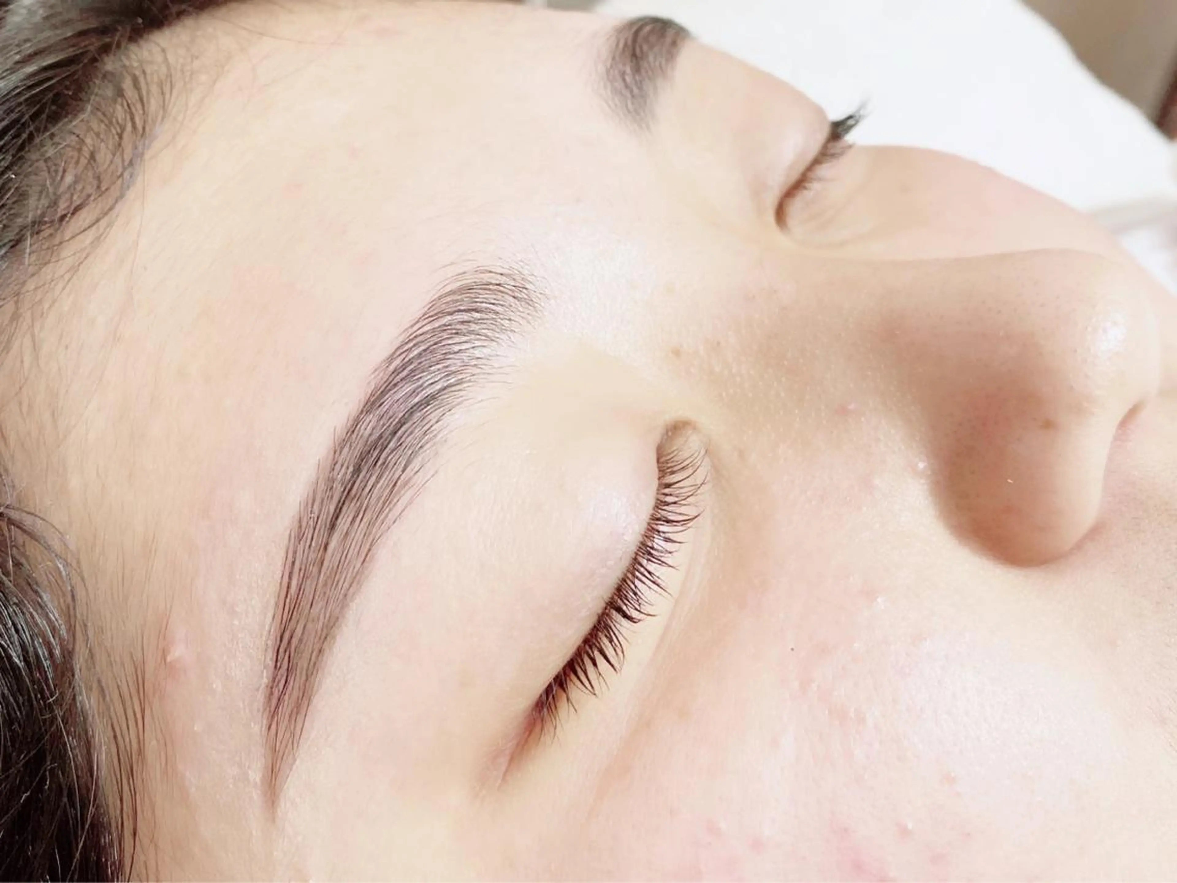 アイブロウ ハリウッドブロウリフト 眉毛ワックス脱毛 STELLA harunaのネイルデザイン