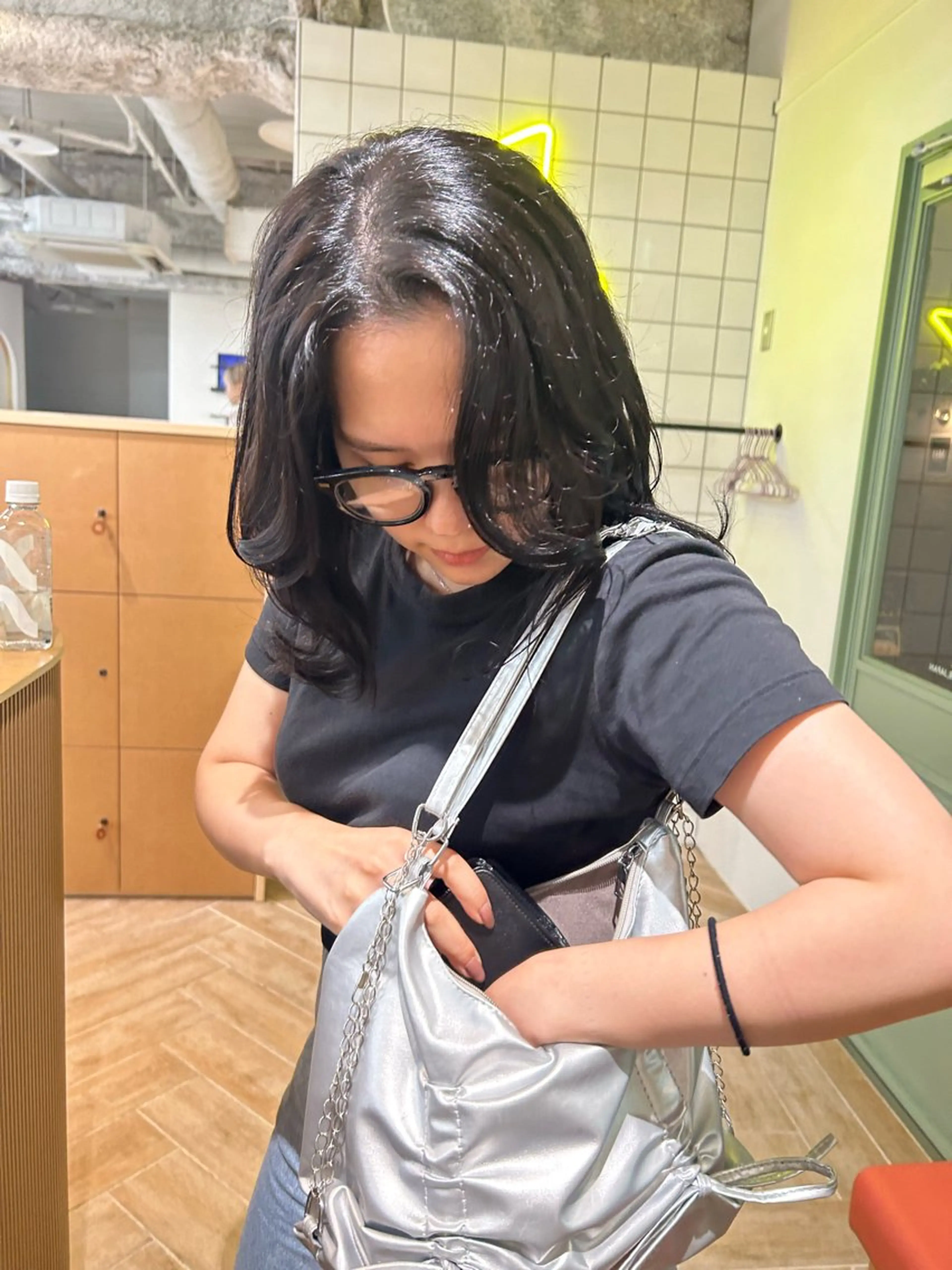 カラー ヘアカラー トリートメント ベージュ/ダブルカラ ー/新潟駅/青柳萌果のヘアスタイル