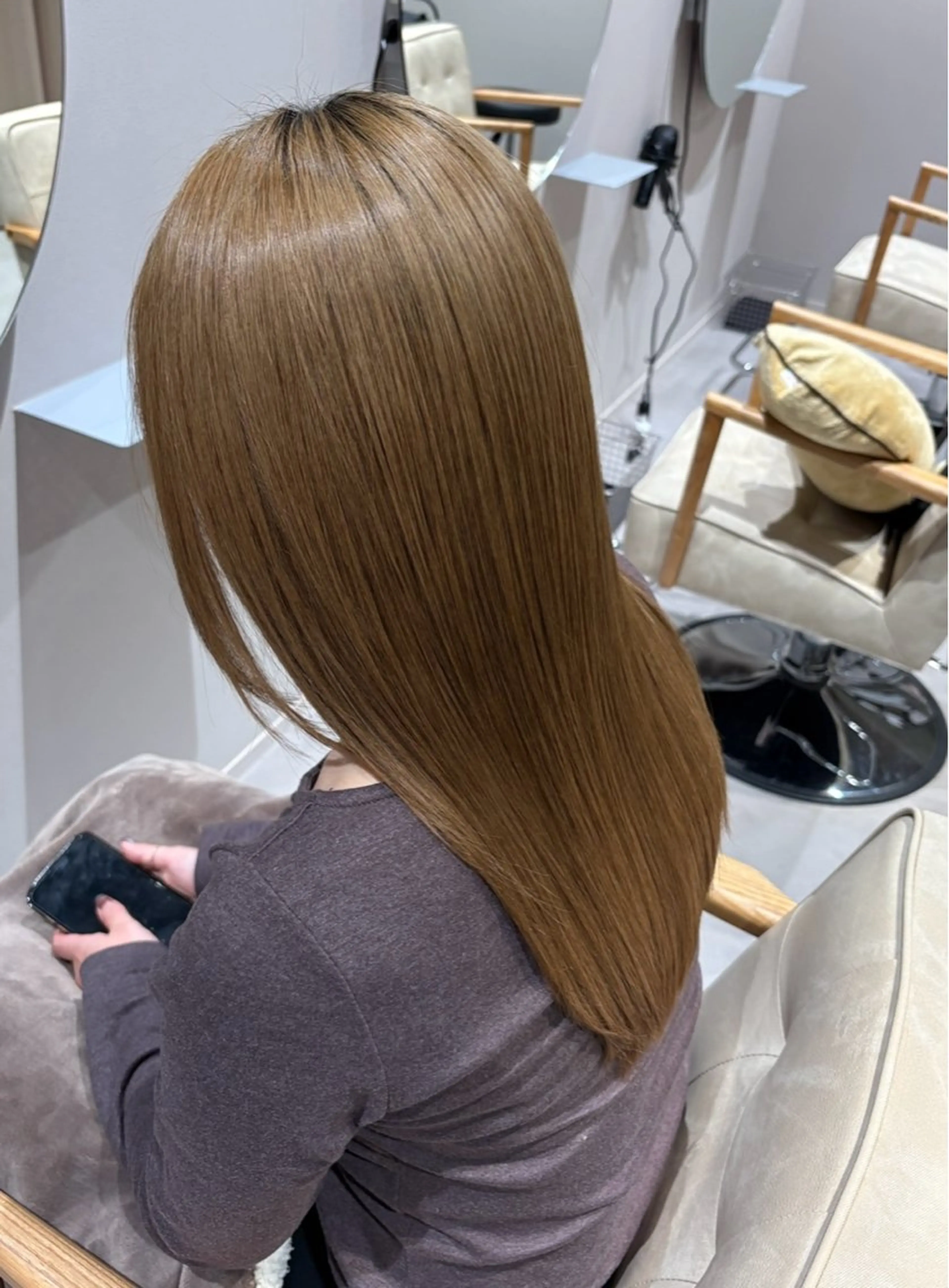 ロング 井山 葵のヘアスタイル