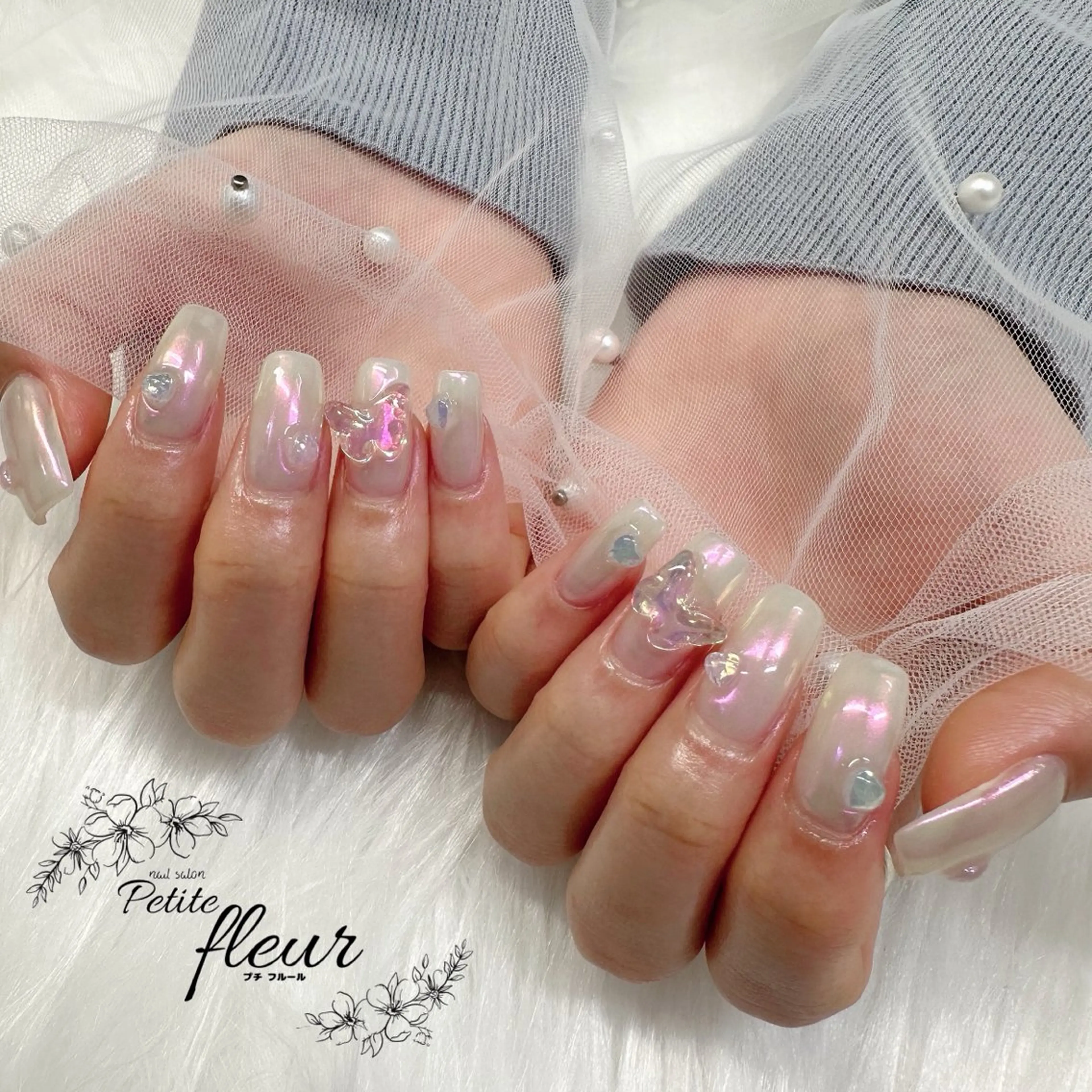 ネイル オーロラネイル 氷ネイル・うるうるネイル ハンドネイル ❁⃘*。Petite fleur❁⃘*りさのネイルデザイン