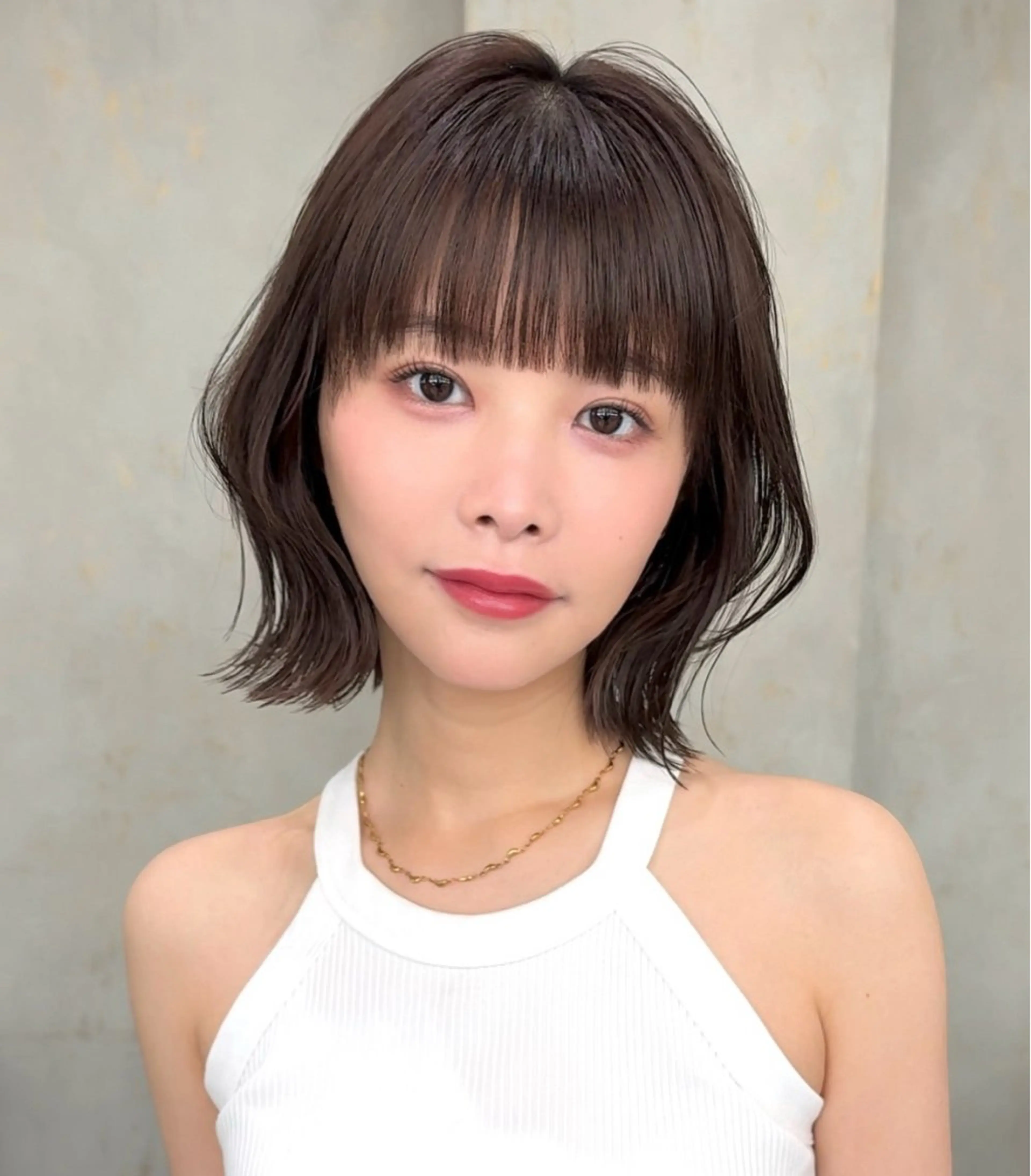ショート カラー カット ヘアカラー トリートメント 莉乃/縮毛矯正/髪質 改善/艶カラーのヘアスタイル