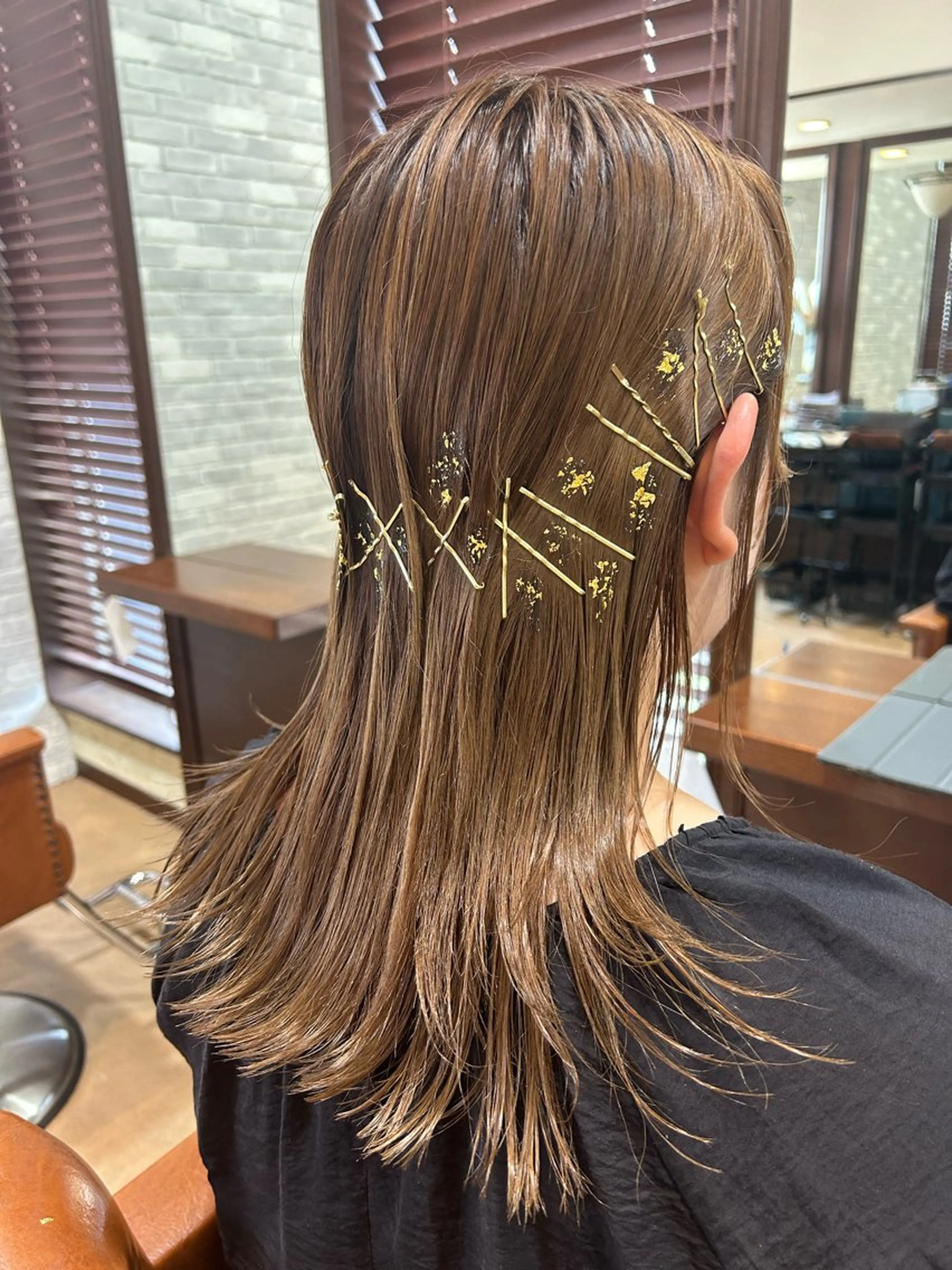 平日限定🤍ハイライトカラー＋カット¥14000​〜​の写真