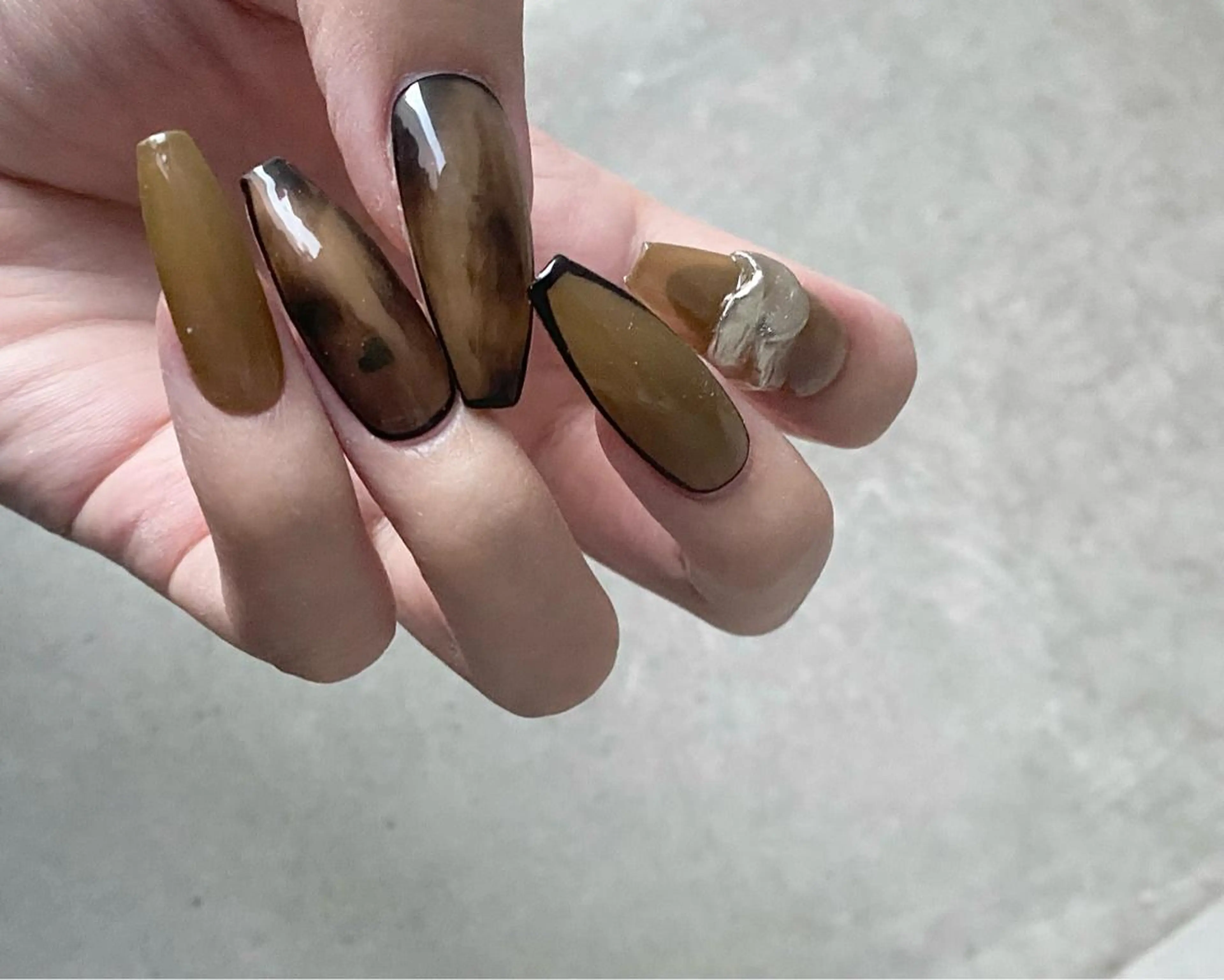 ネイル ハンドネイル Ray. /綺麗目ニュアンスのネイルデザイン