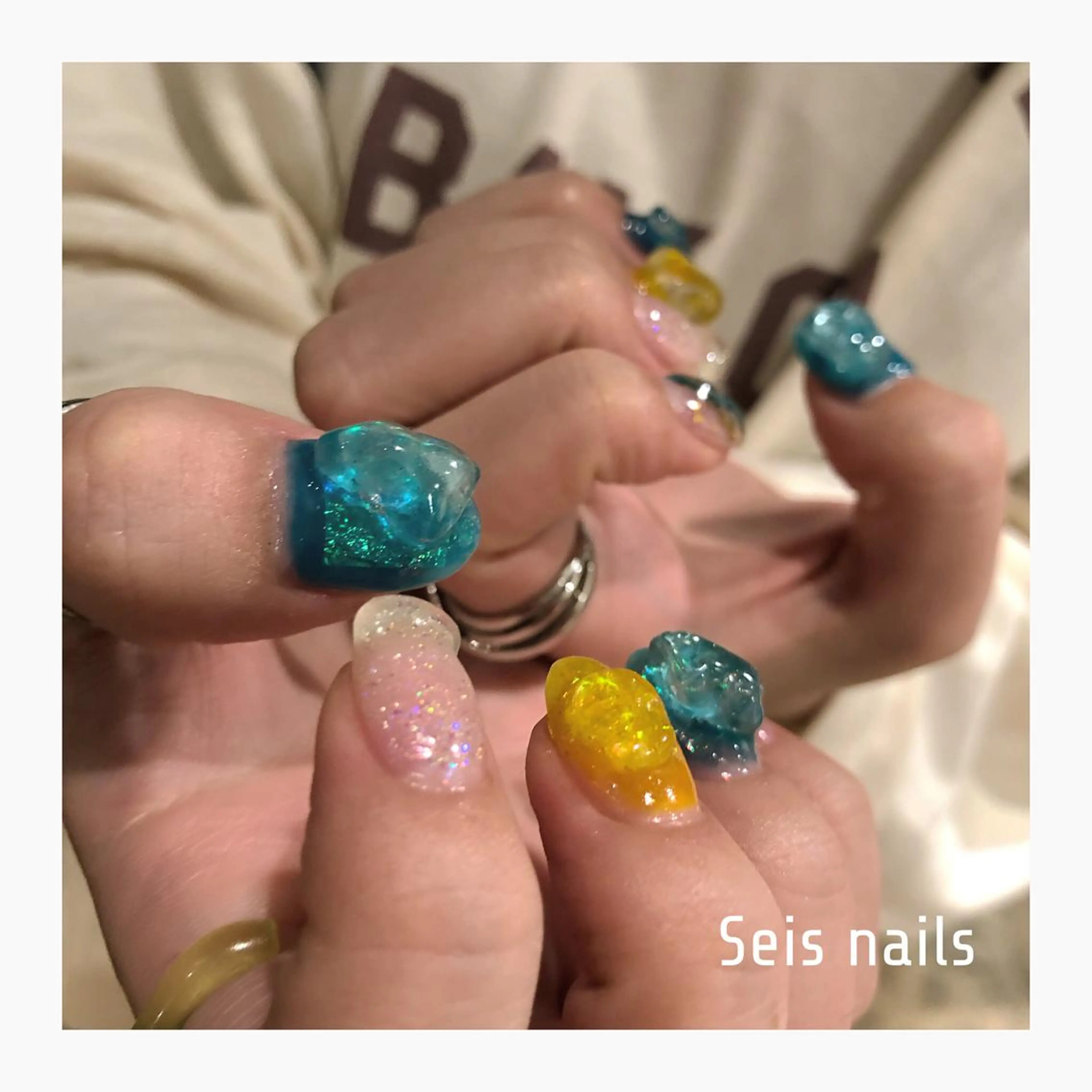 ネイル Seis Shihoのネイルデザイン