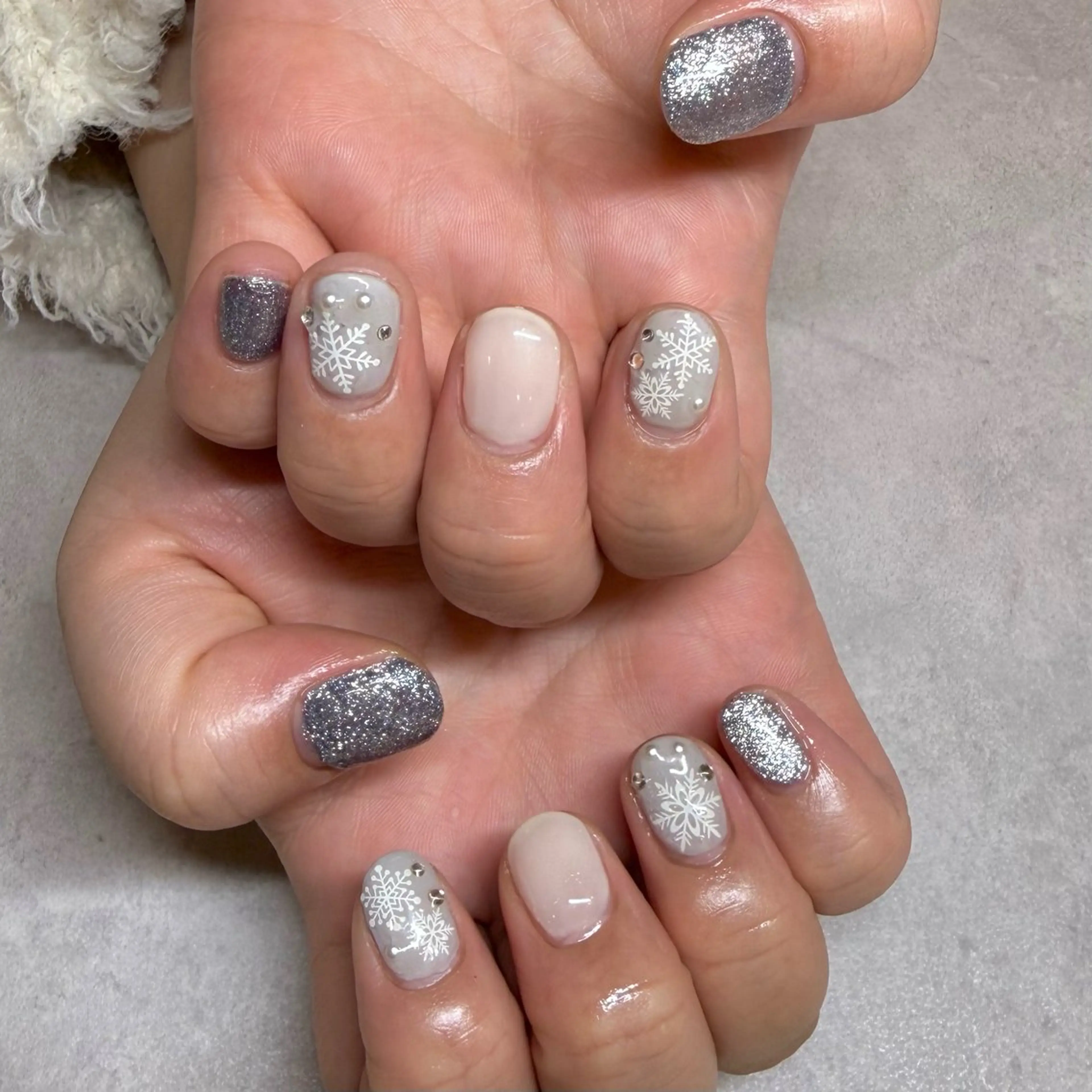 ネイル NailSalon MeMe所属・Nailsalon MeMe YUMIのネイルデザイン