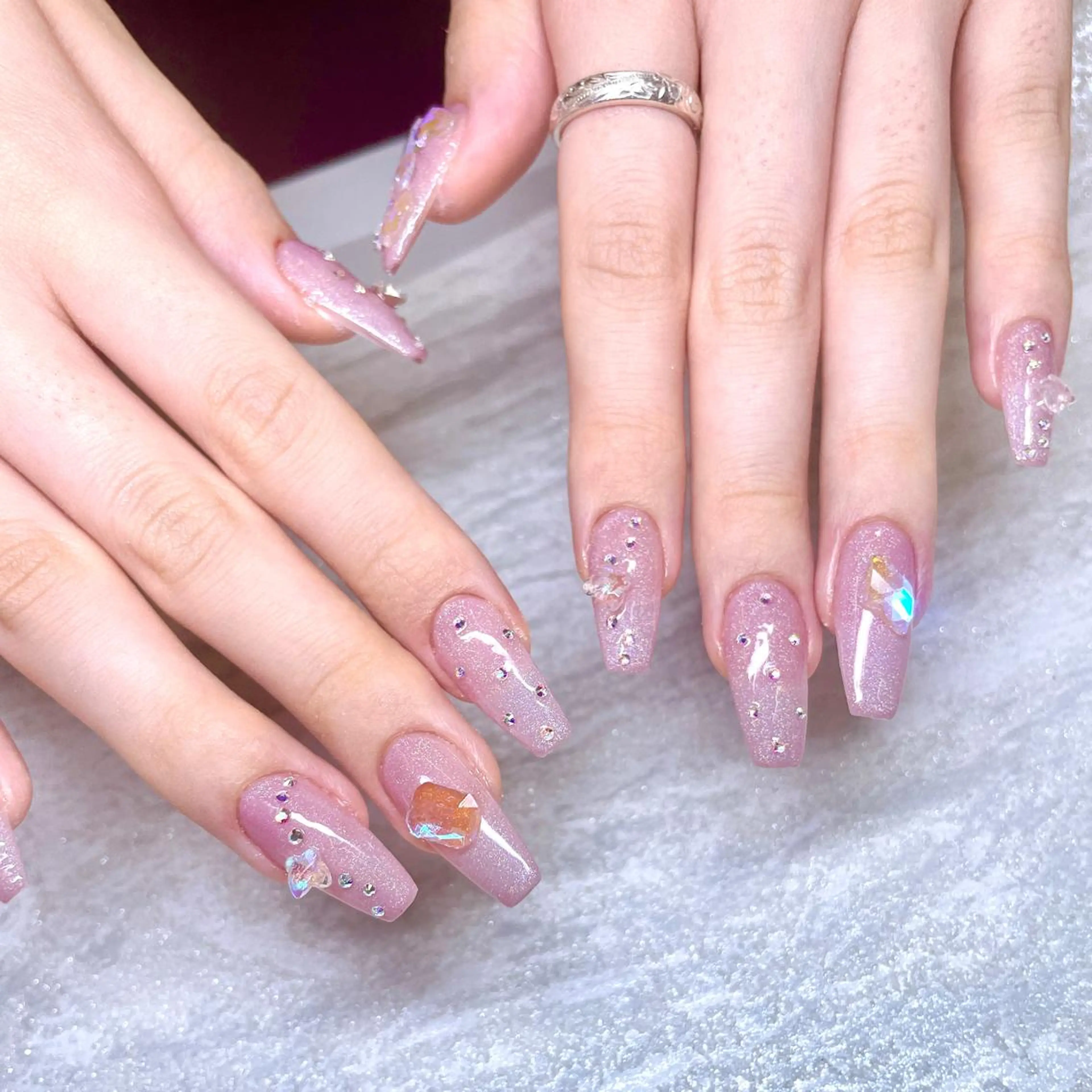 ネイル nail Eclat所属・志賀野 美喜のネイルデザイン