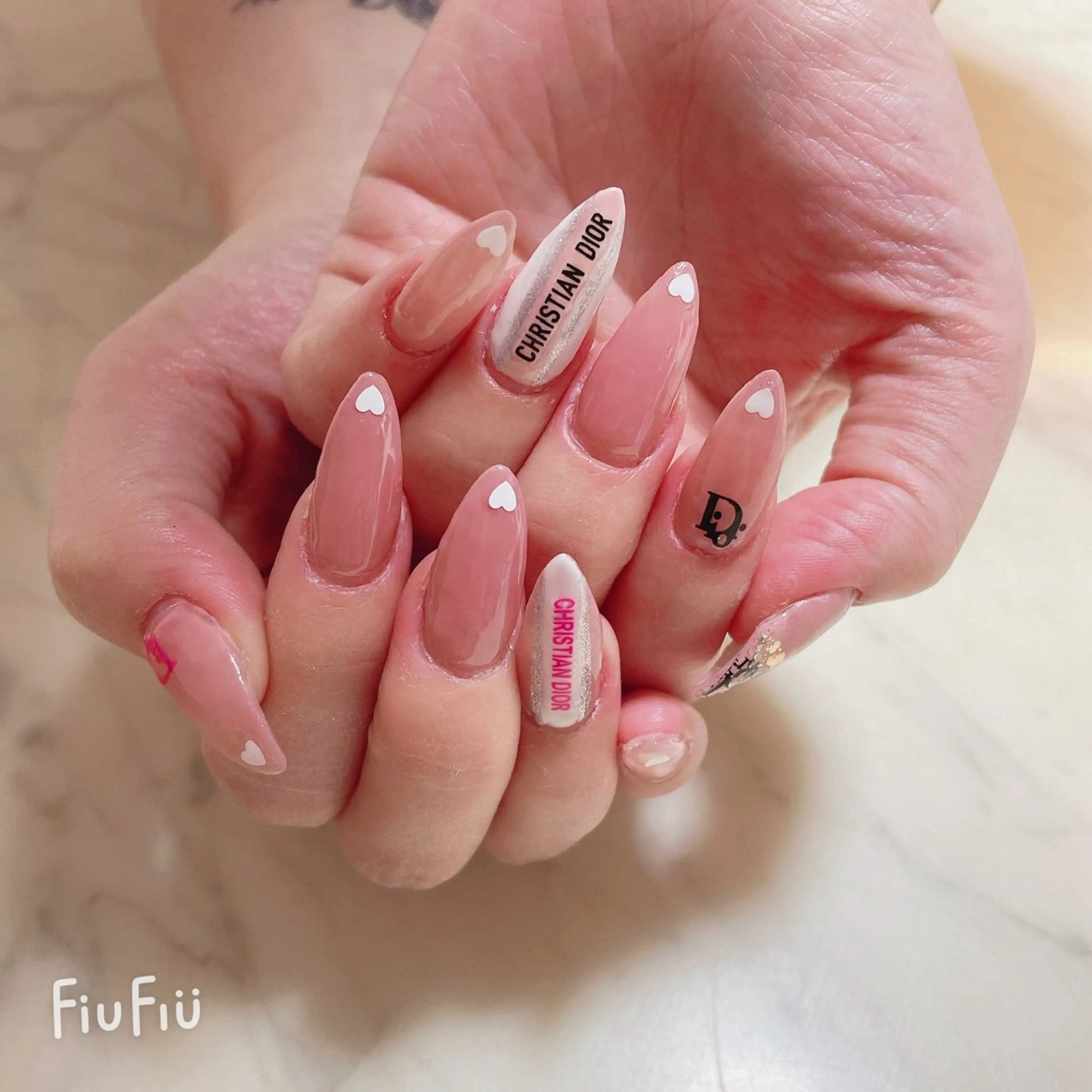 ネイル 【Laule‘a 】のネイルデザイン