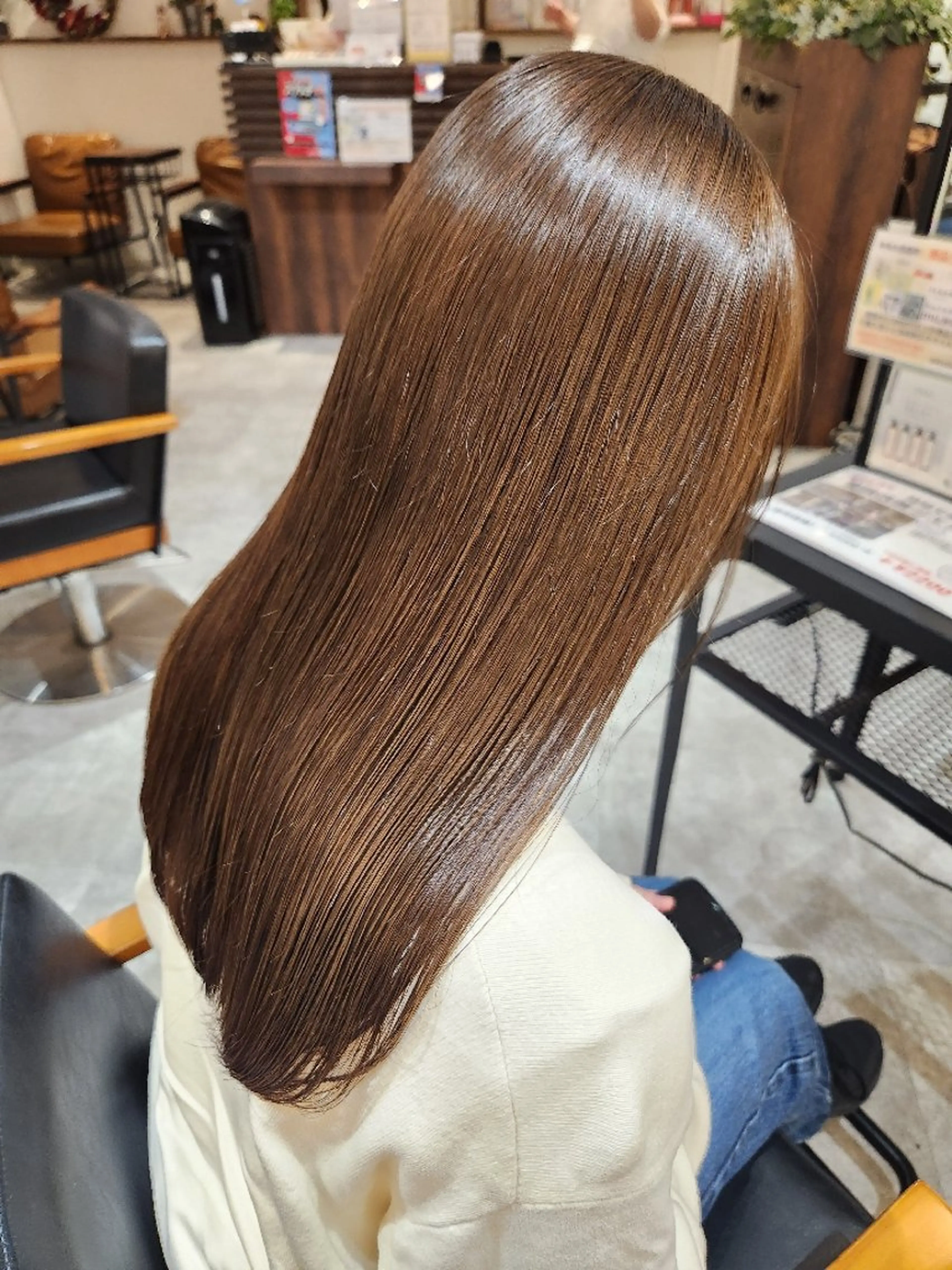 カラー OVAL hair はづきのヘアスタイル