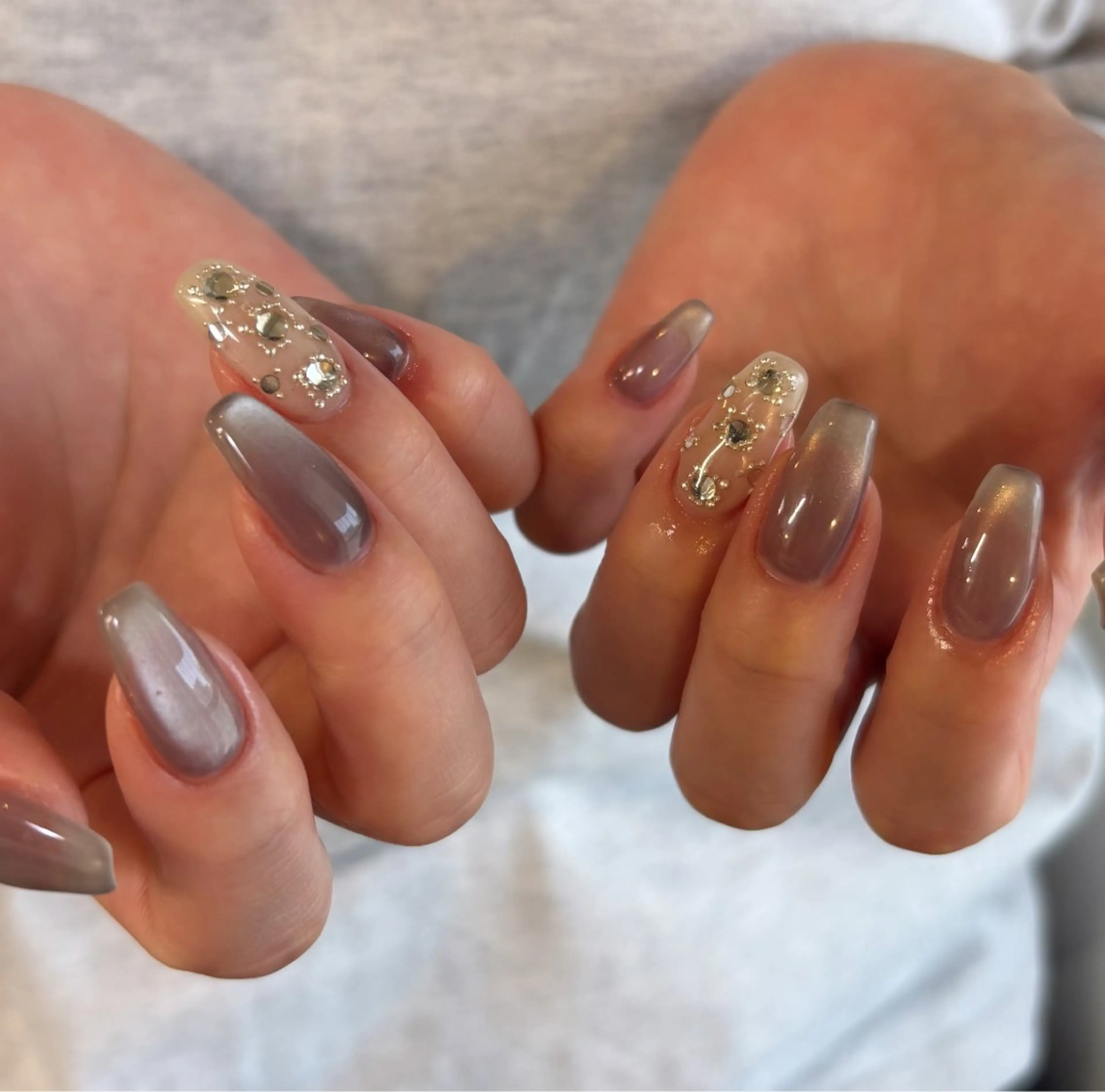 ネイル マグネットネイル ストーンネイル LYLY yukiのネイルデザイン