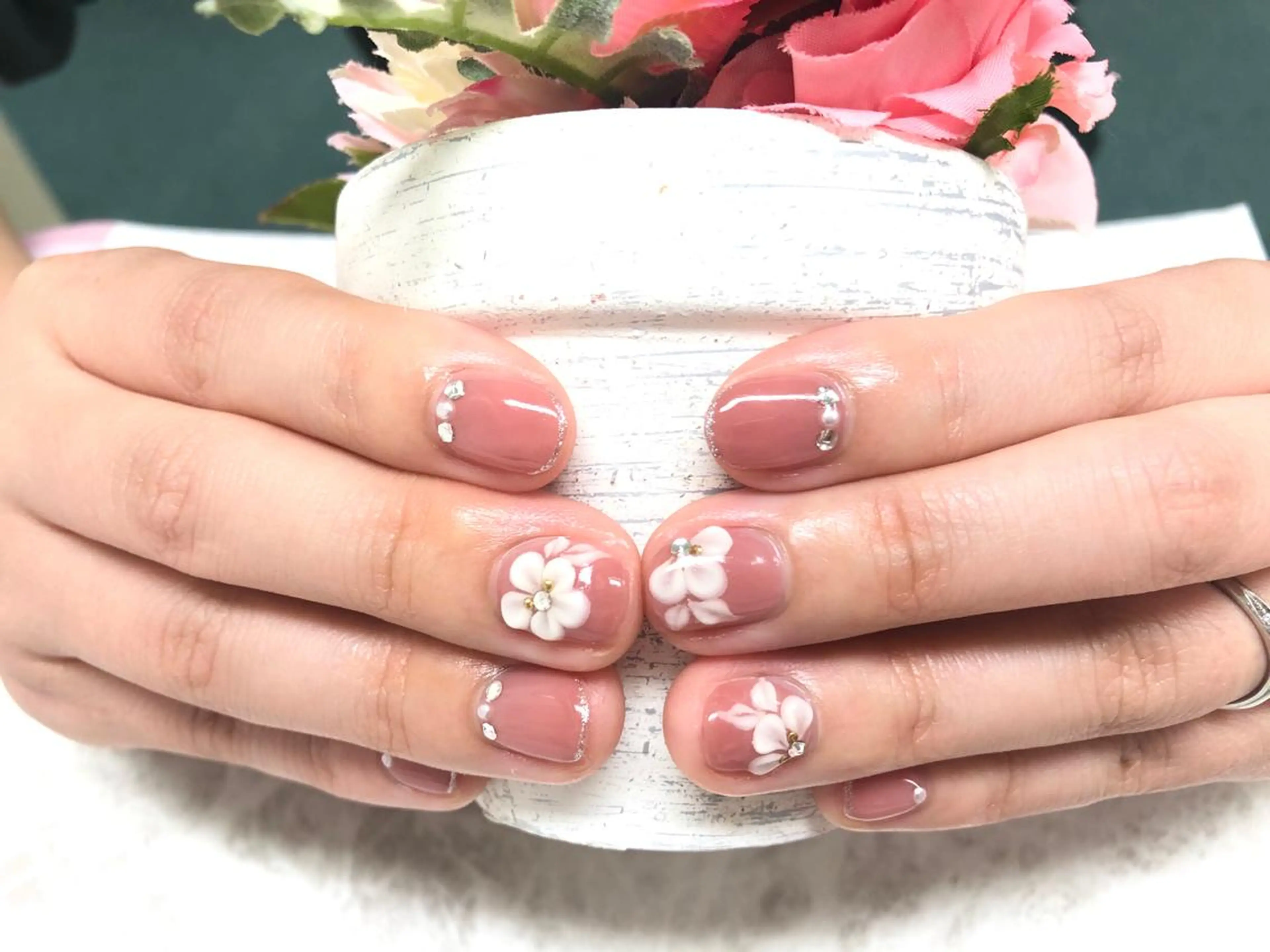 ネイル ユリシスネイル 担当近藤のネイルデザイン