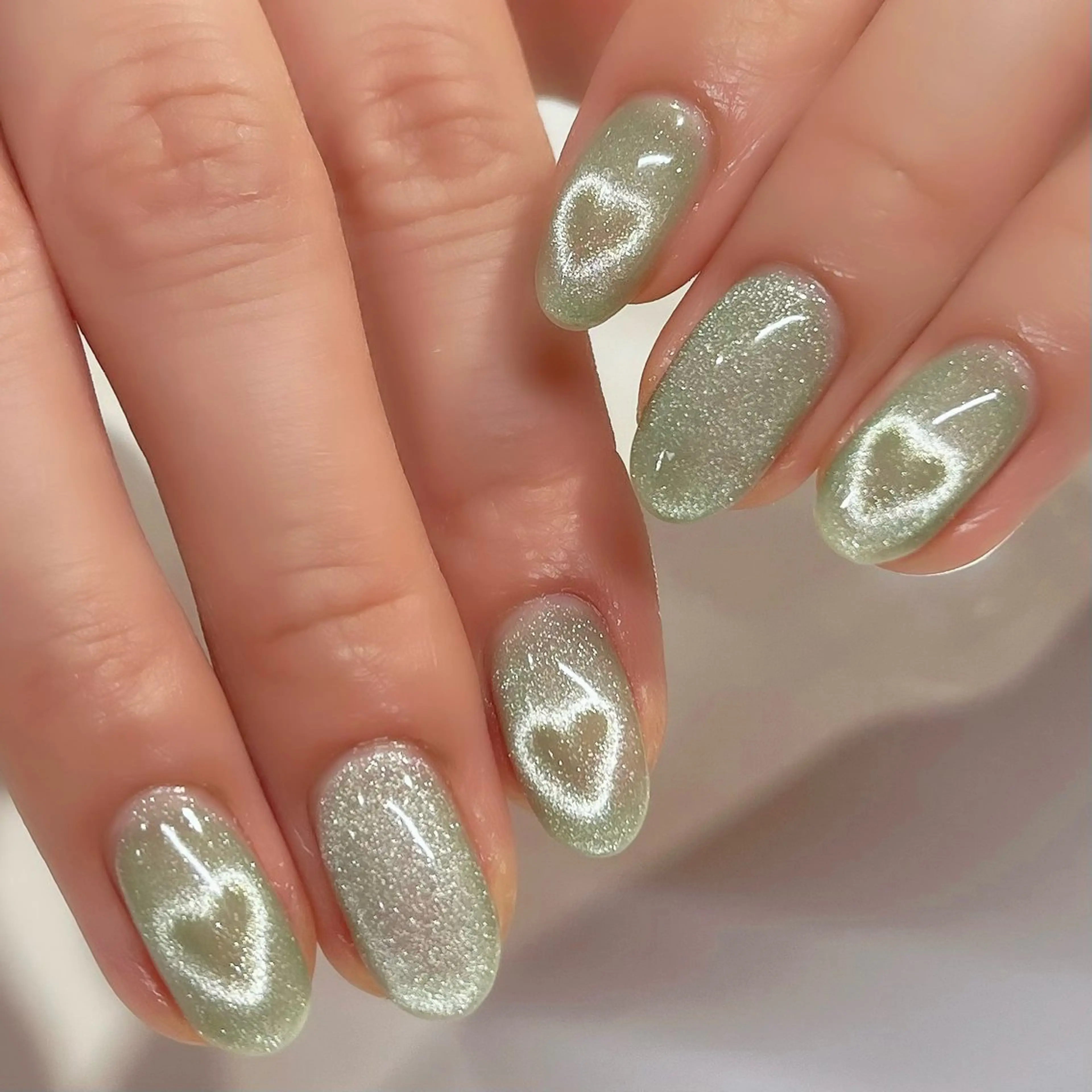 ネイル 内田 里穂のネイルデザイン