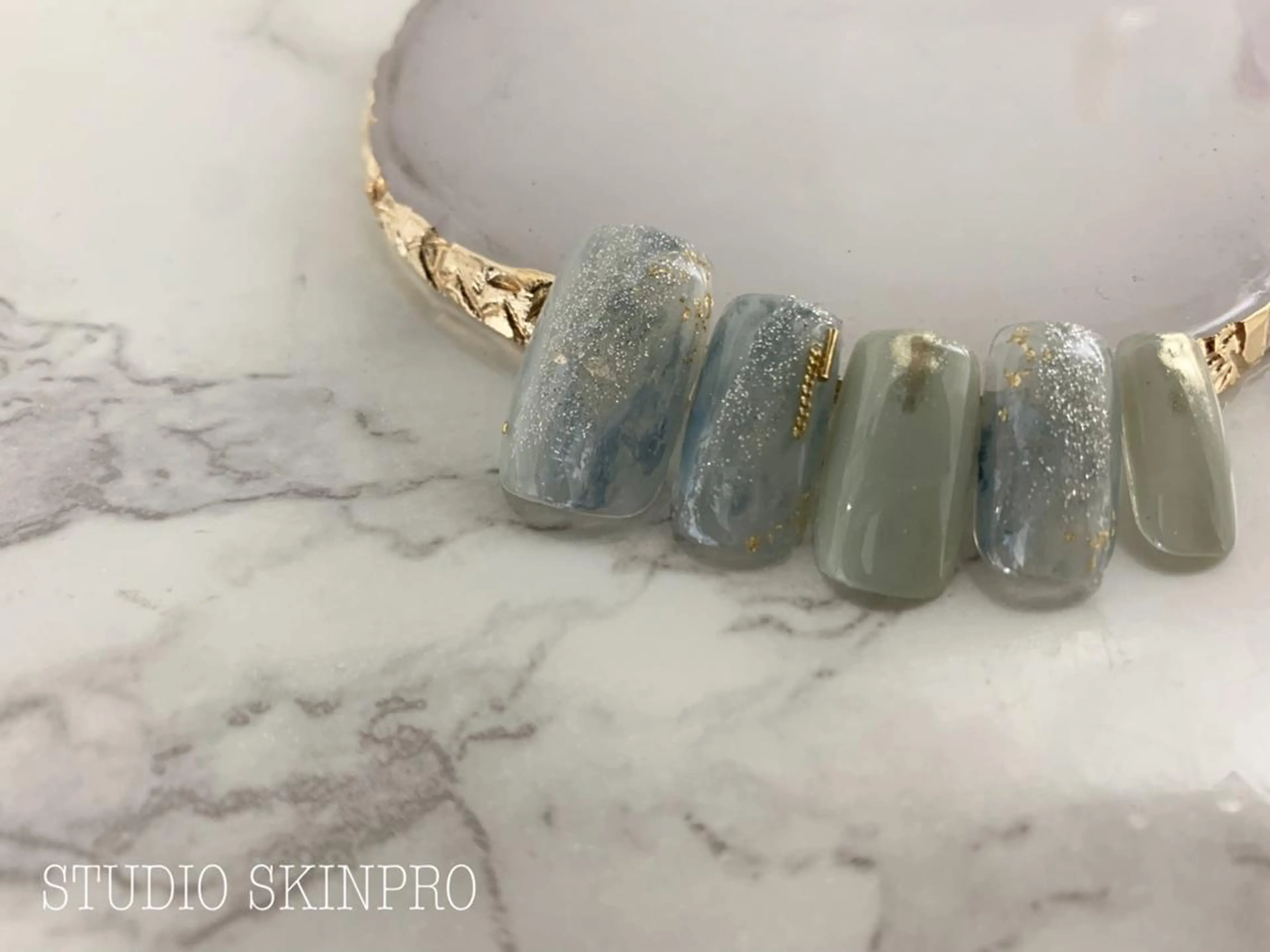 ネイル Nail 予約受付スキンプロのネイルデザイン