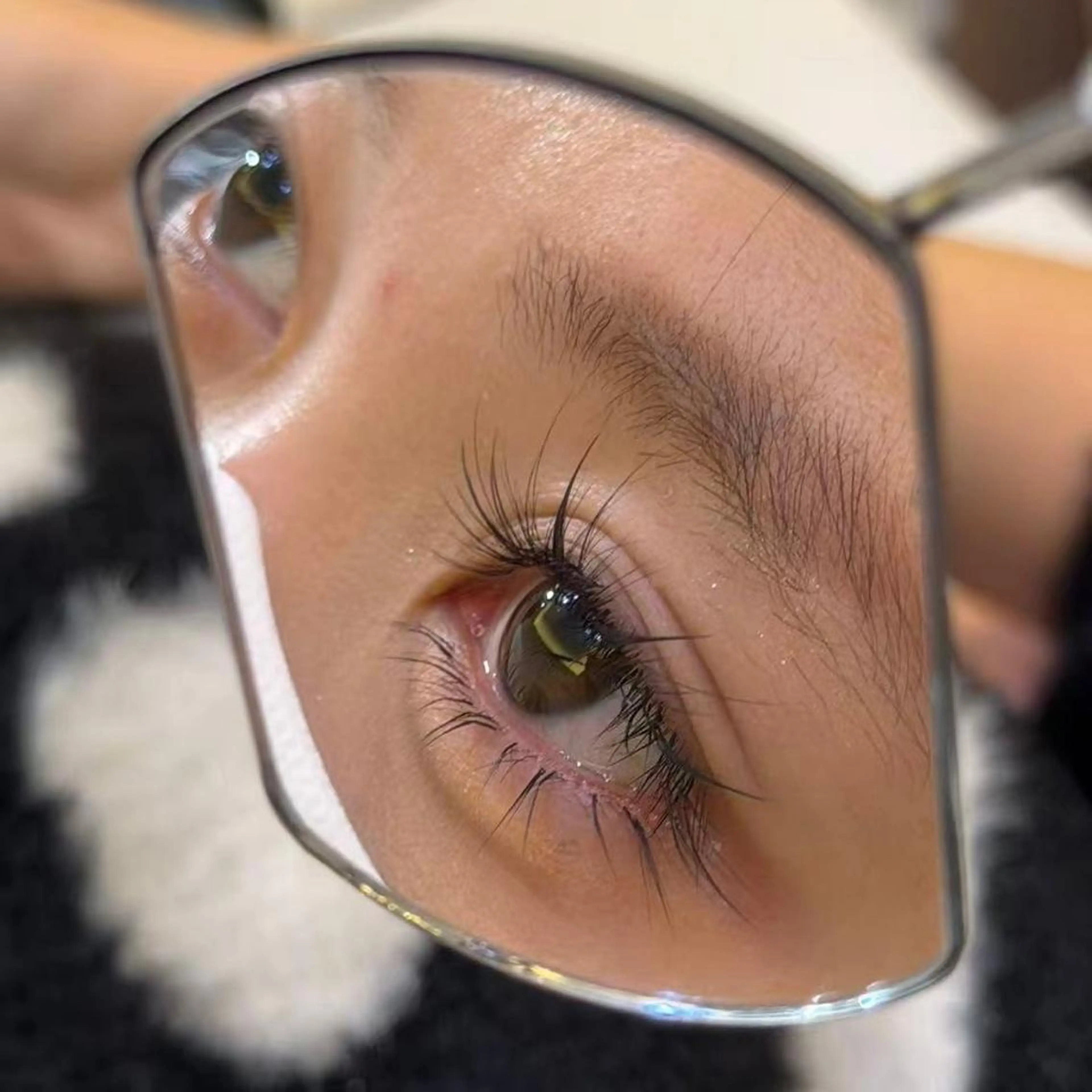 マツエク・マツパ 束感まつ毛 韓国風マツエク ワンホンマツエク The Nail＆ EyeLash アモの眉毛・アイブロウイメージ