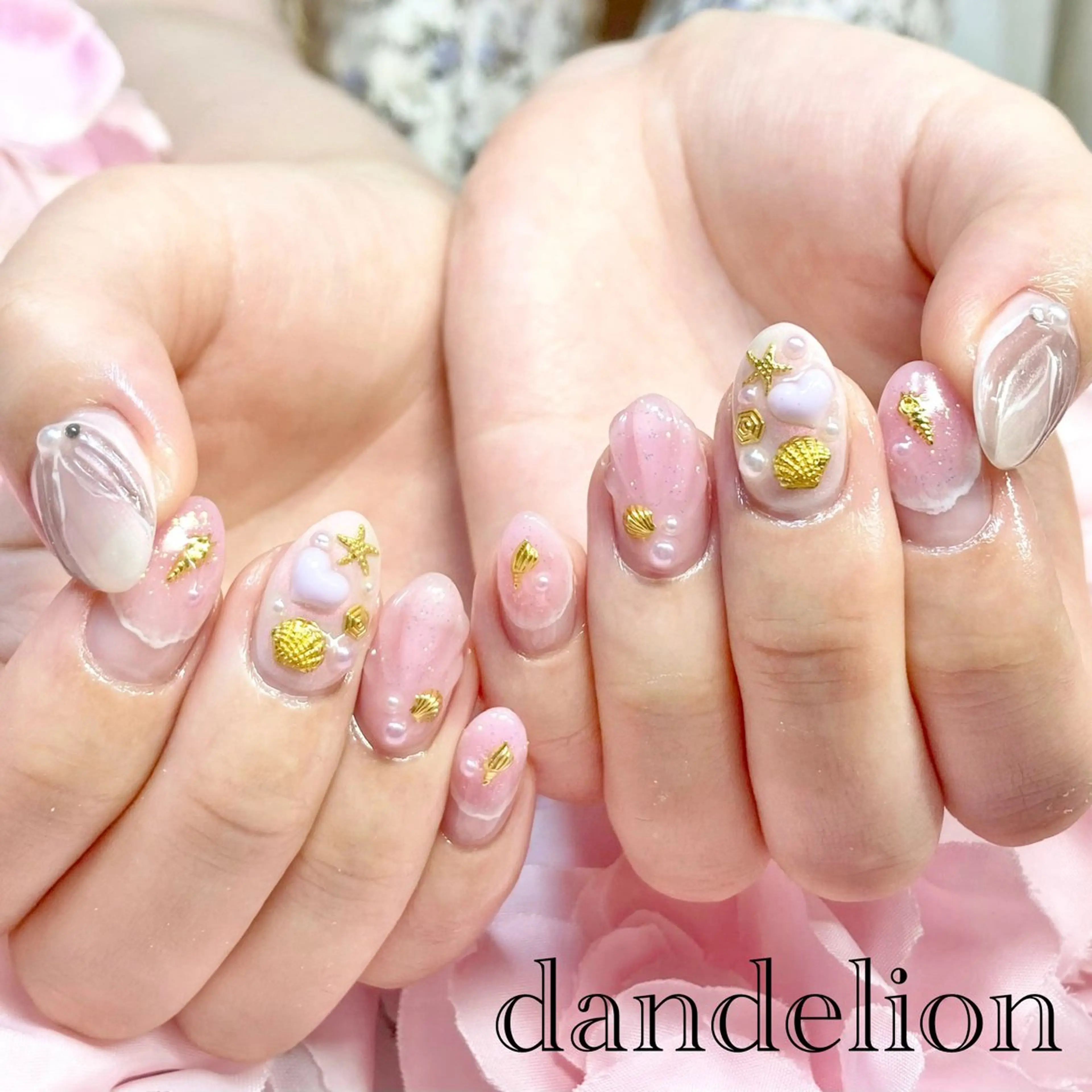 ネイル ハンドネイル ハンドケア dandelion ダンデライオンのネイルデザイン