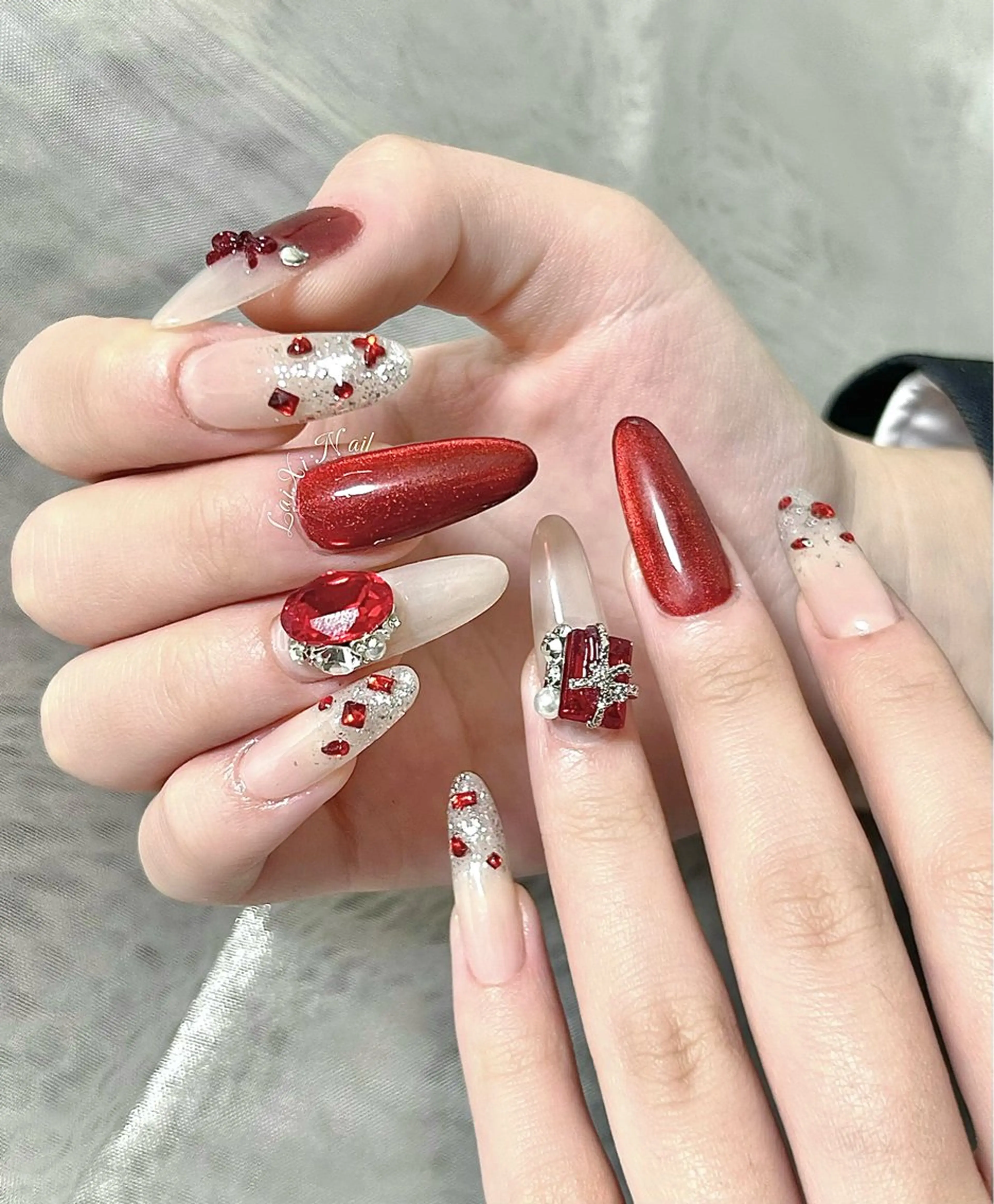 ネイル ストーンネイル Yu kiのネイルデザイン