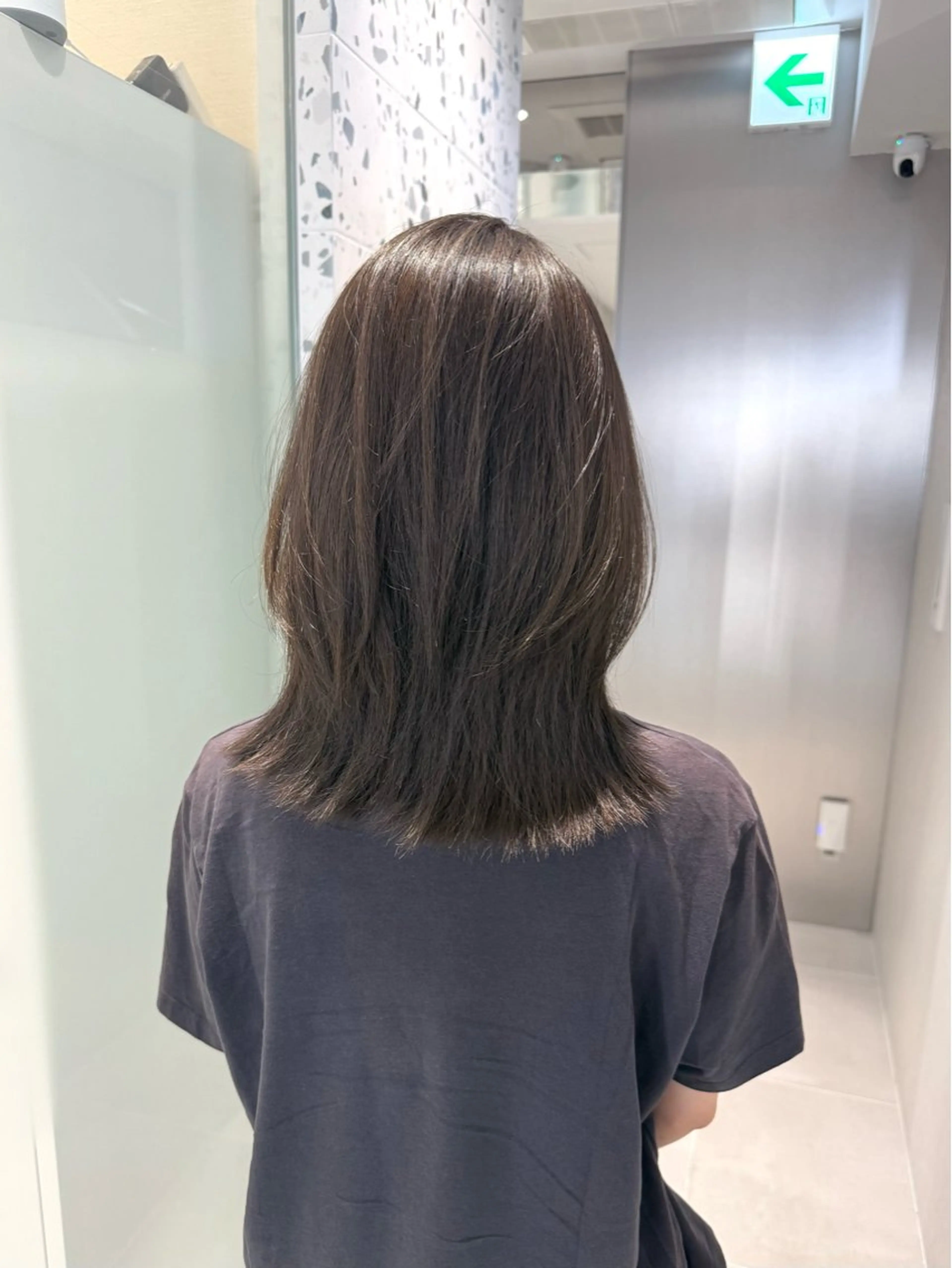 ミディアム カラー ブリーチ グレージュ ブリーチなしカラー 髪質改善 ヘアカラー トリートメント LUMO所属・矢野 晃平のヘアスタイル