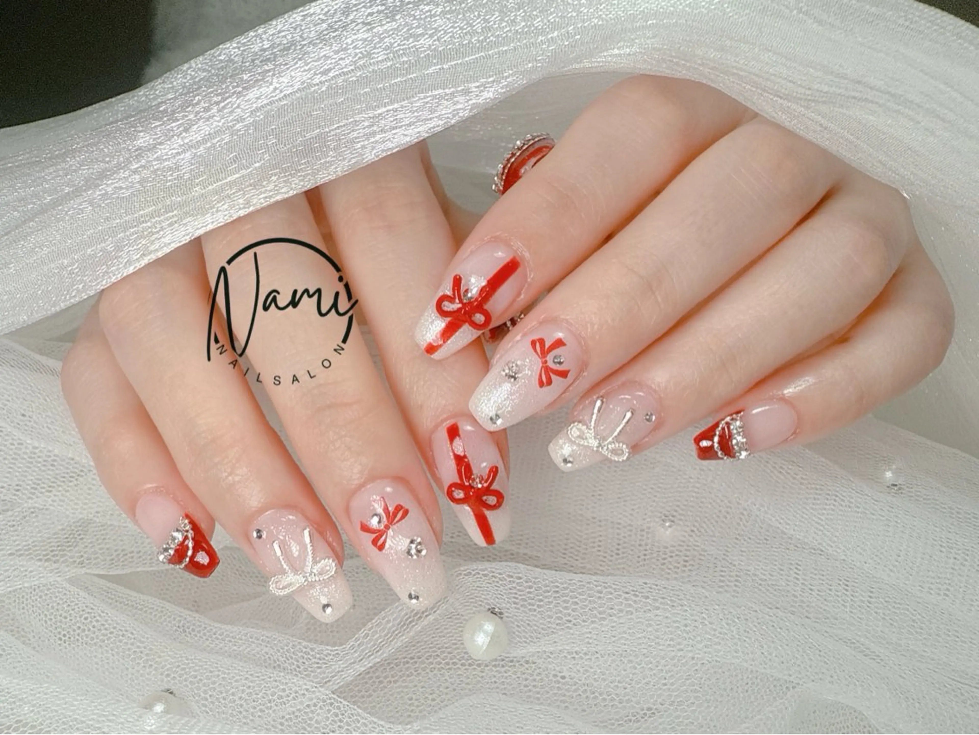 ネイル ガーリー 韓国ネイル ロングネイル 持ち込み ハンドネイル Nami nail salon所属・Nami nail salonのネイルデザイン