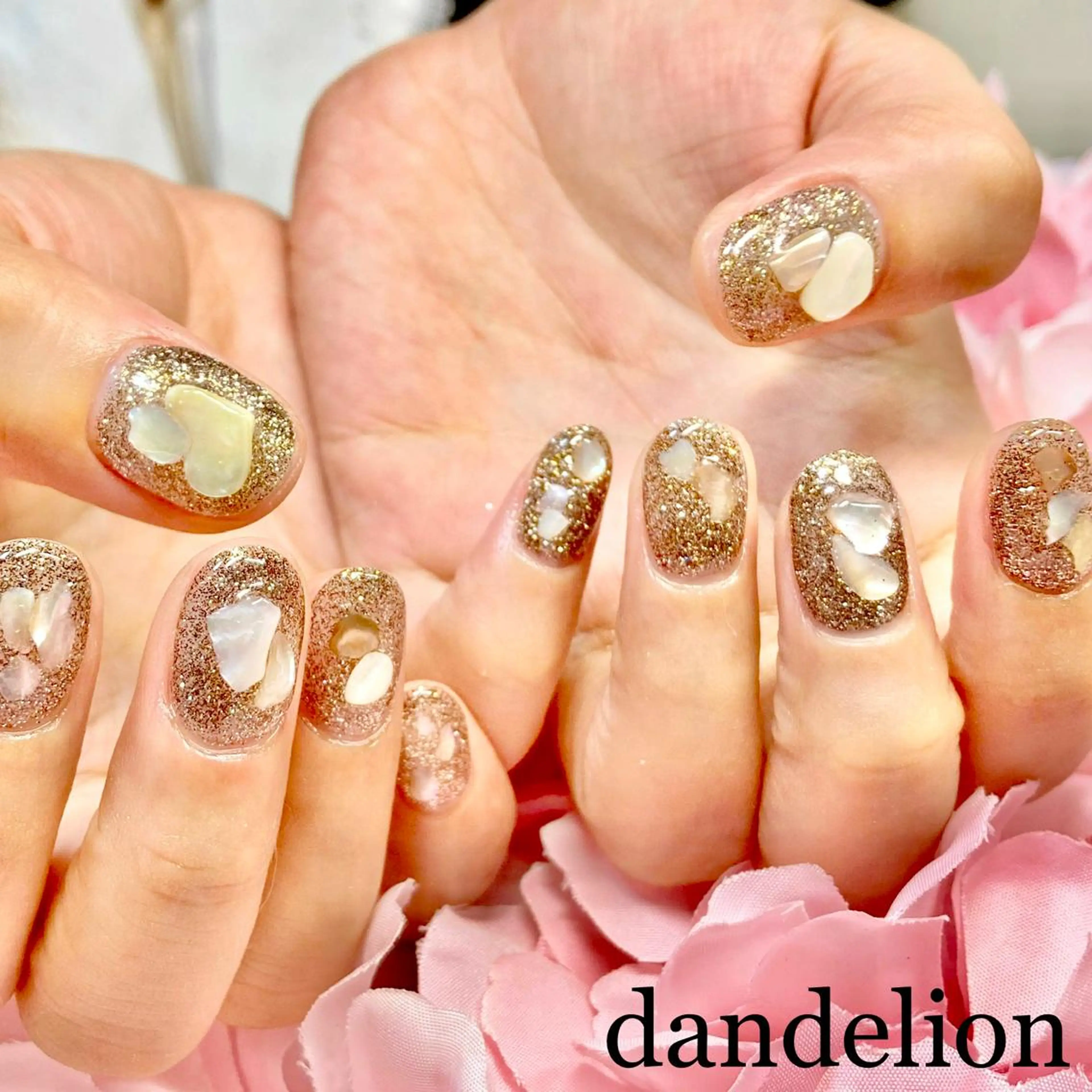 ネイル ハンドネイル ハンドケア dandelion ダンデライオンのネイルデザイン