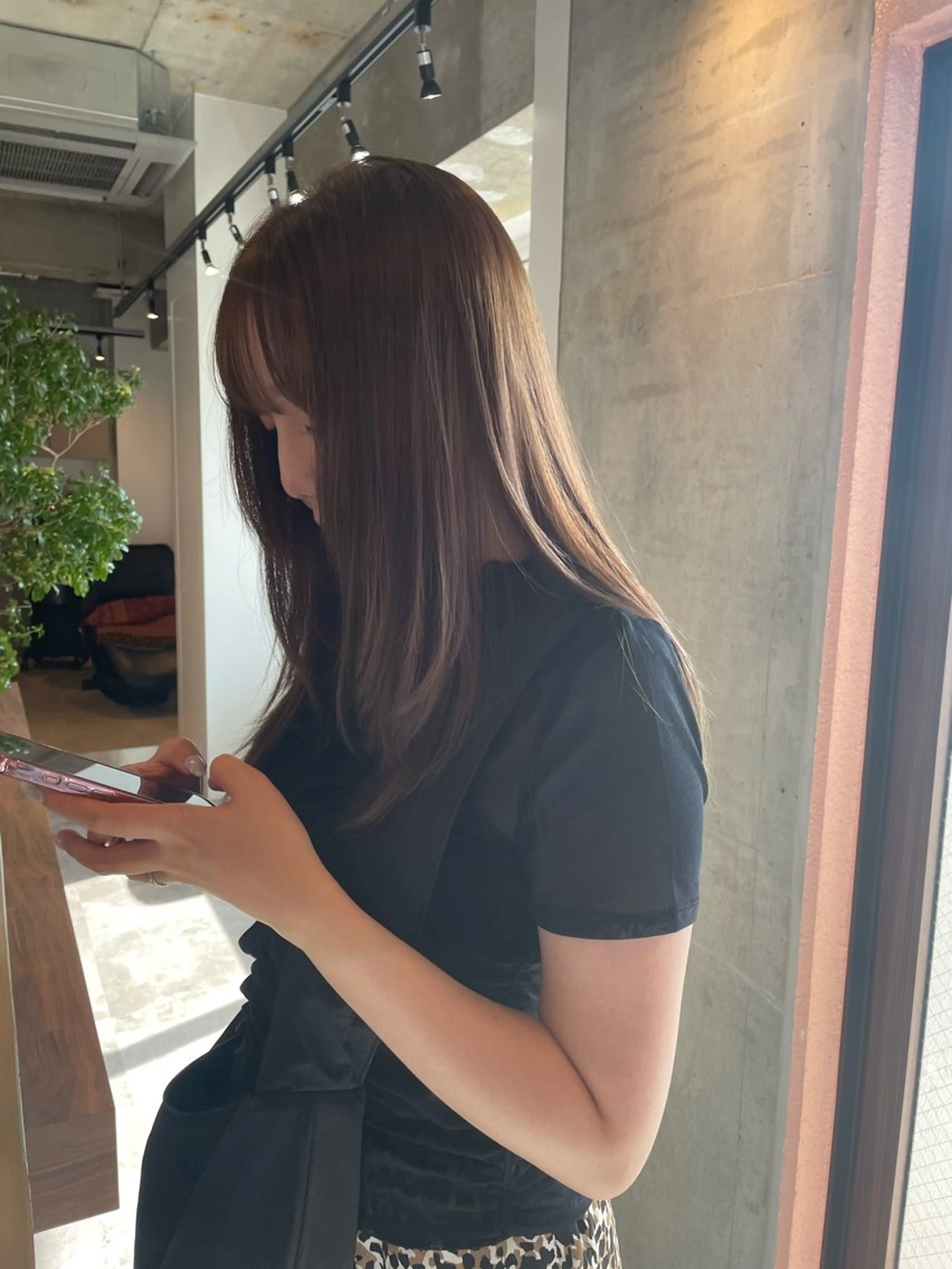 ロング カラー ベージュカラー ブリーチ グレージュ ブリーチなしカラー 🫧カットモデル募 集中🫧momokaのヘアスタイル