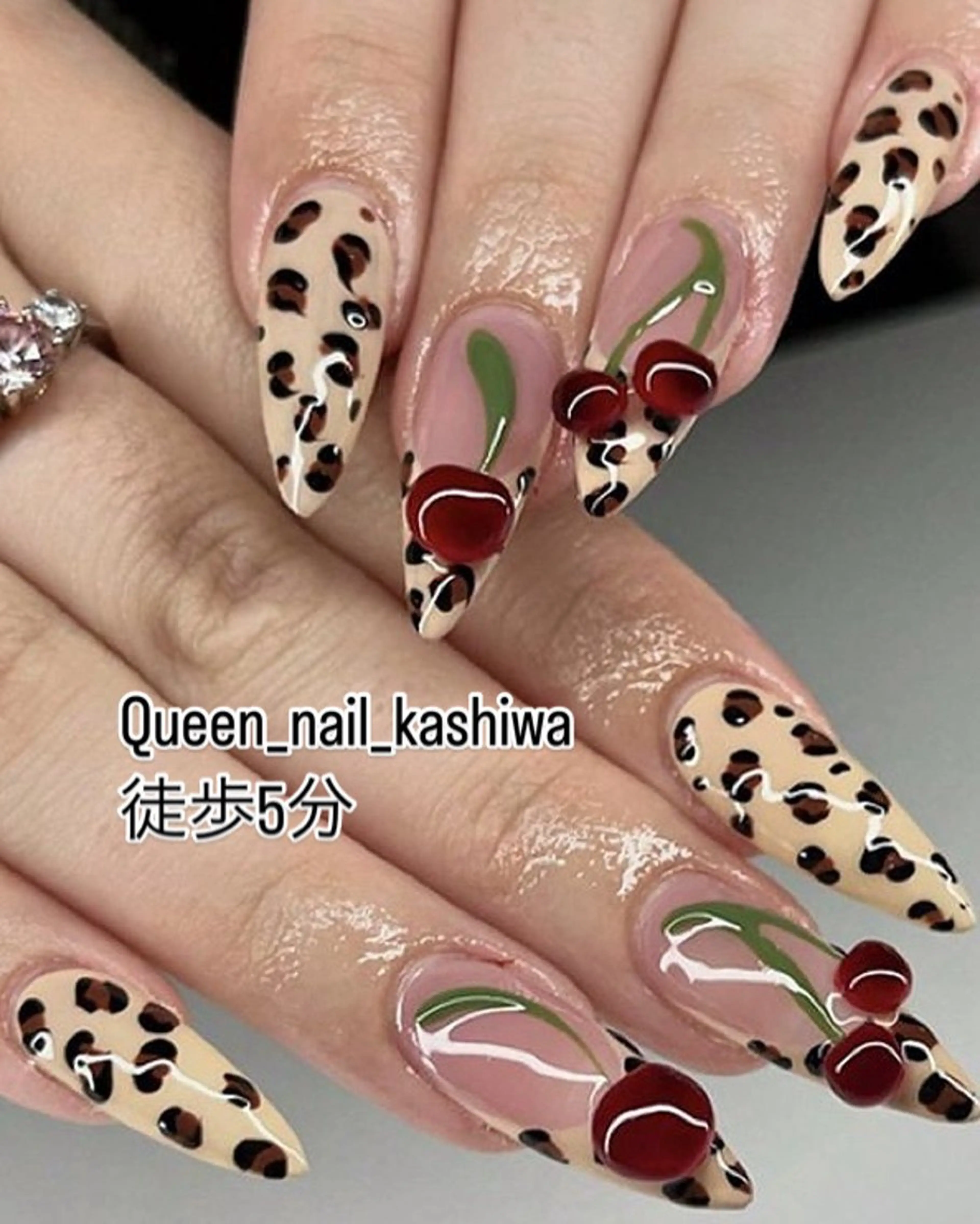 ネイル Queen Nail 柏店　クイーンネイルのネイルデザイン
