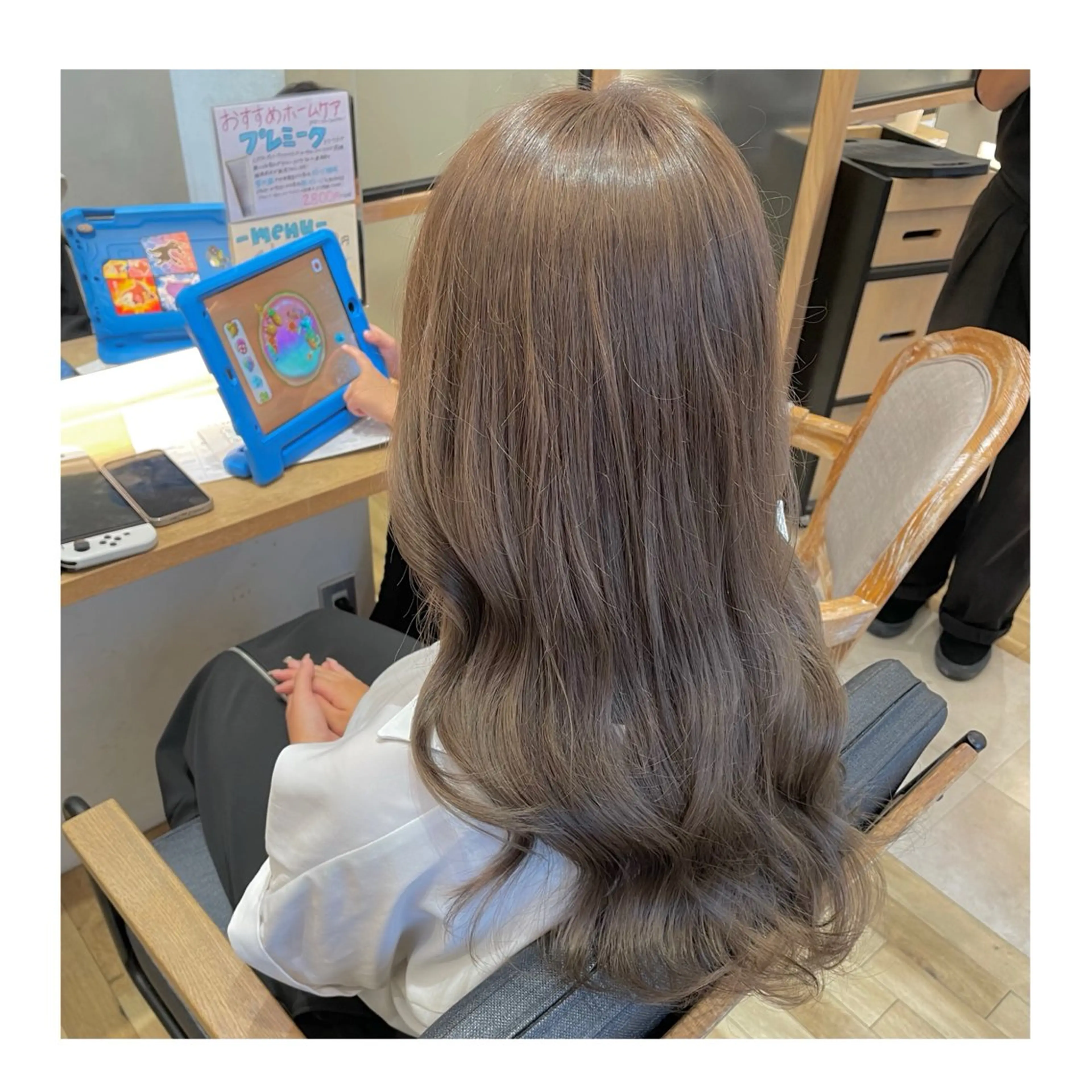 ロング カラー ブリーチ グレージュ シアーグレージュ ❁⃘ ち だ り さ ❁⃘のヘアスタイル