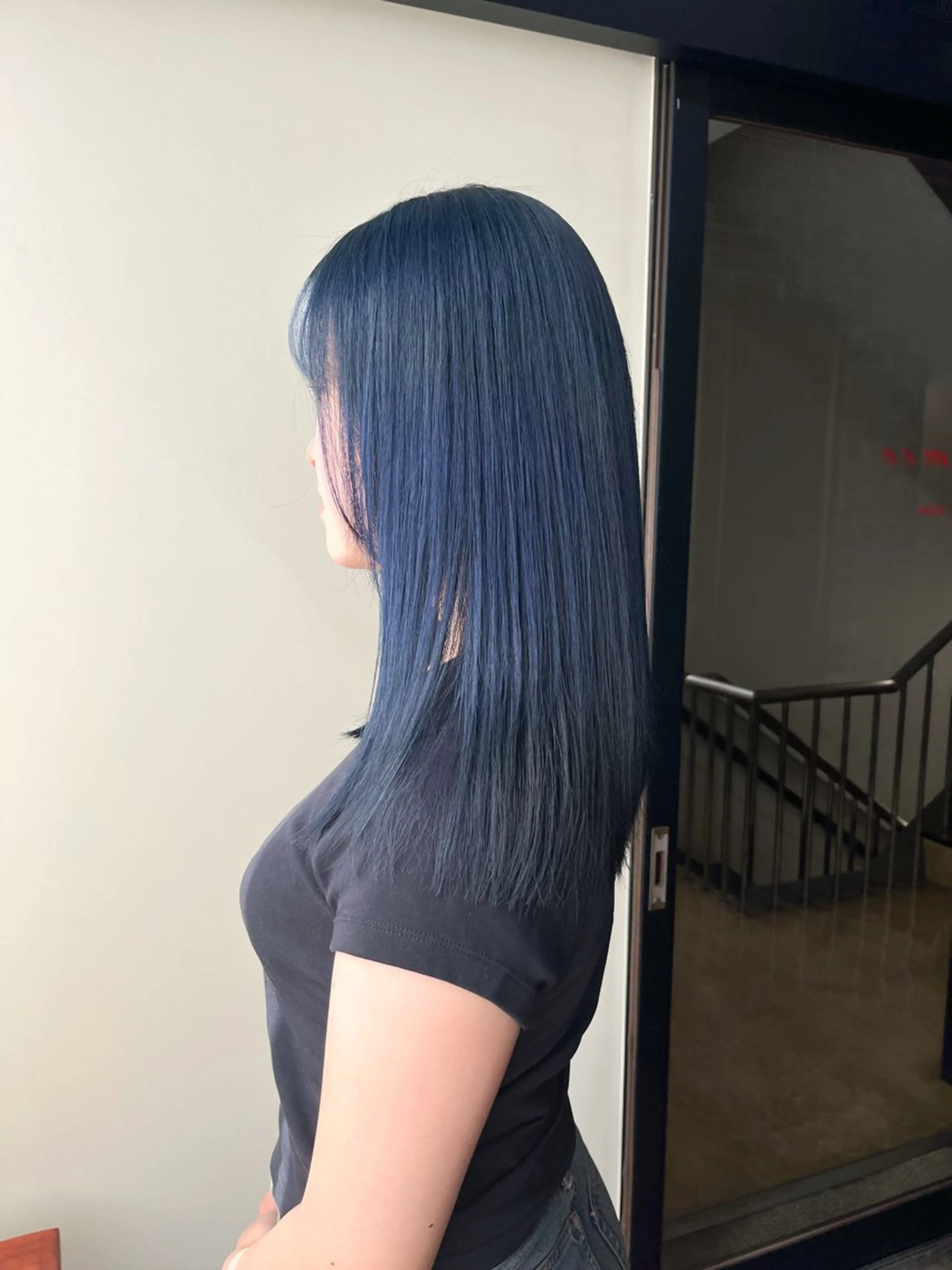 セミロング カラー カット ヘアカラー トリートメント ヘアセット 似合わせハイトーン 🍯ayumi🍯のヘアスタイル