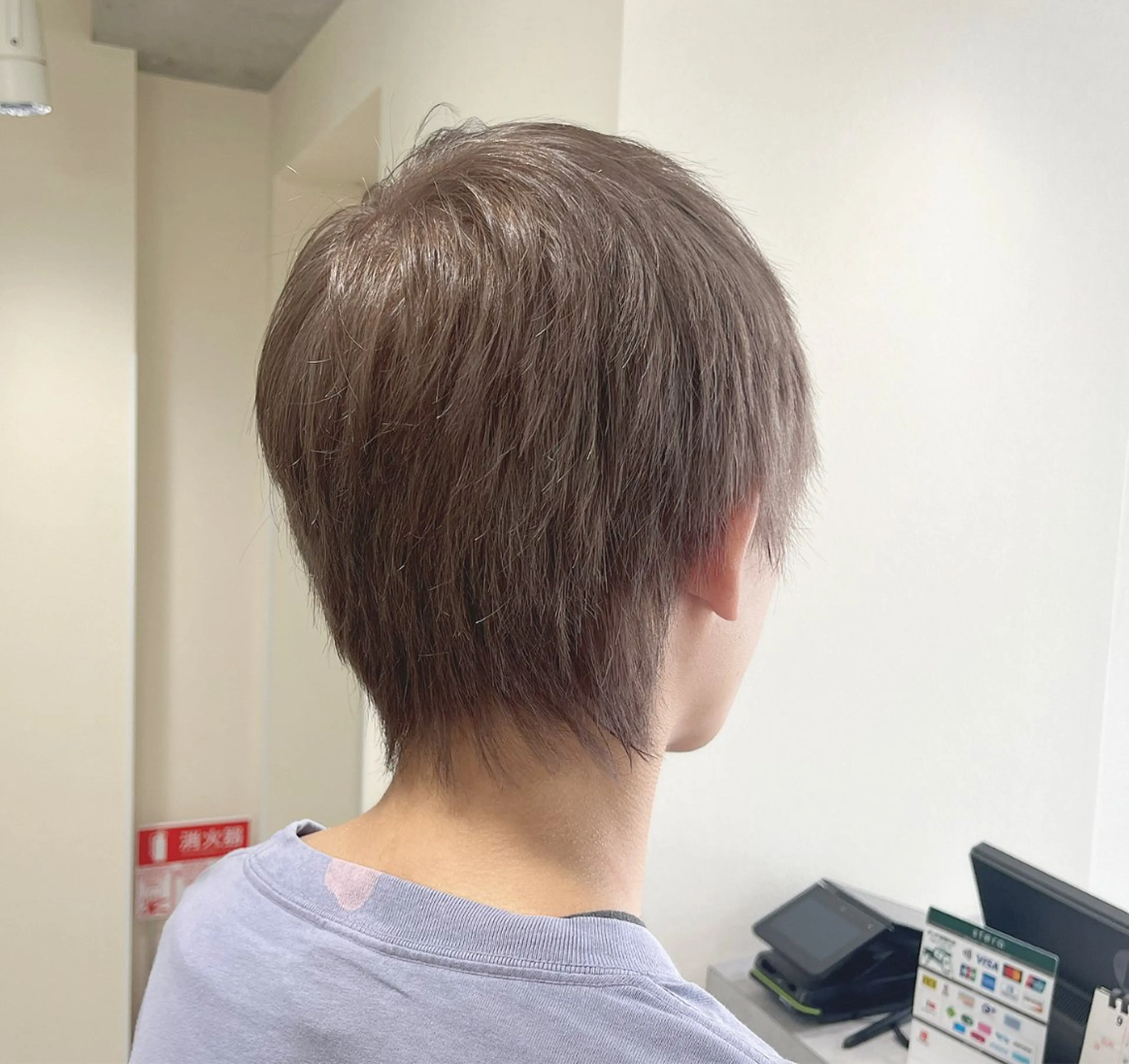 カラー メンズ グレージュ ミルクティーグレージュ ユイナ 🕊NaVI ベージュ/透明感のヘアスタイル