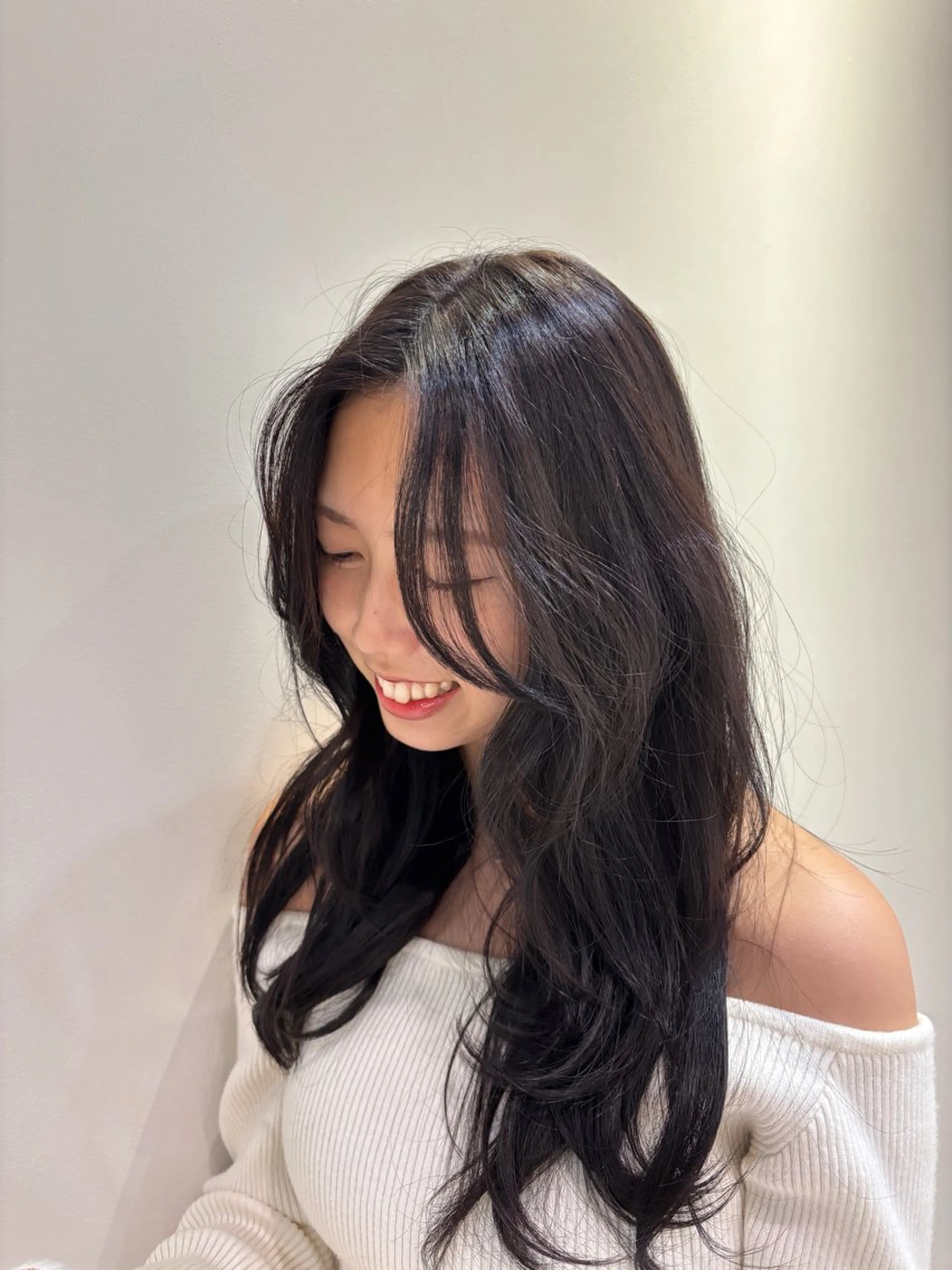 ロング カラー ヘアアレンジ 黒髪 透明感カラー グレージュ M.slash  元町店所属・カット／艶カラー みゆ🥣🫧🩵のヘアスタイル