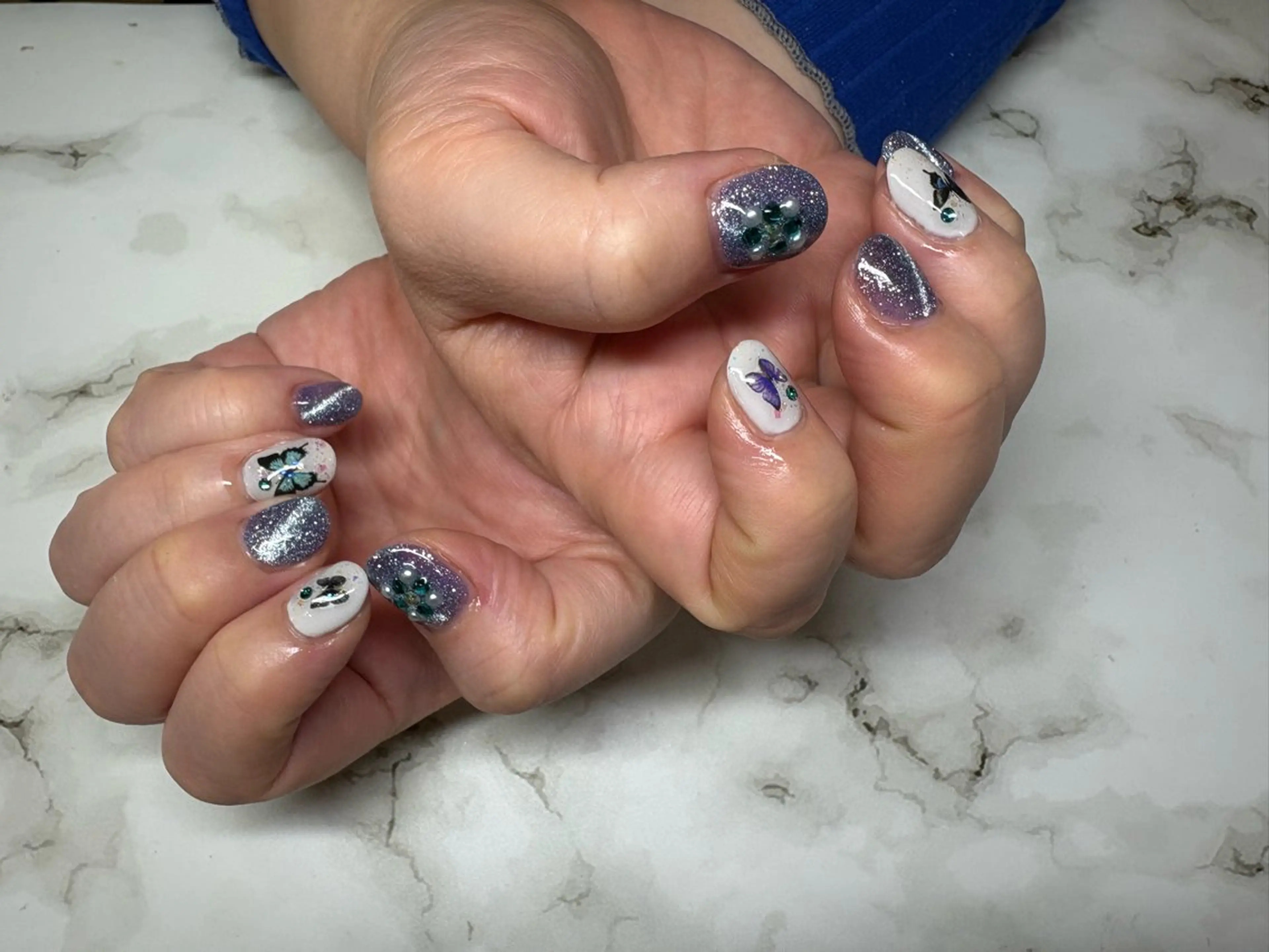 ネイル 浅野 綾のネイルデザイン