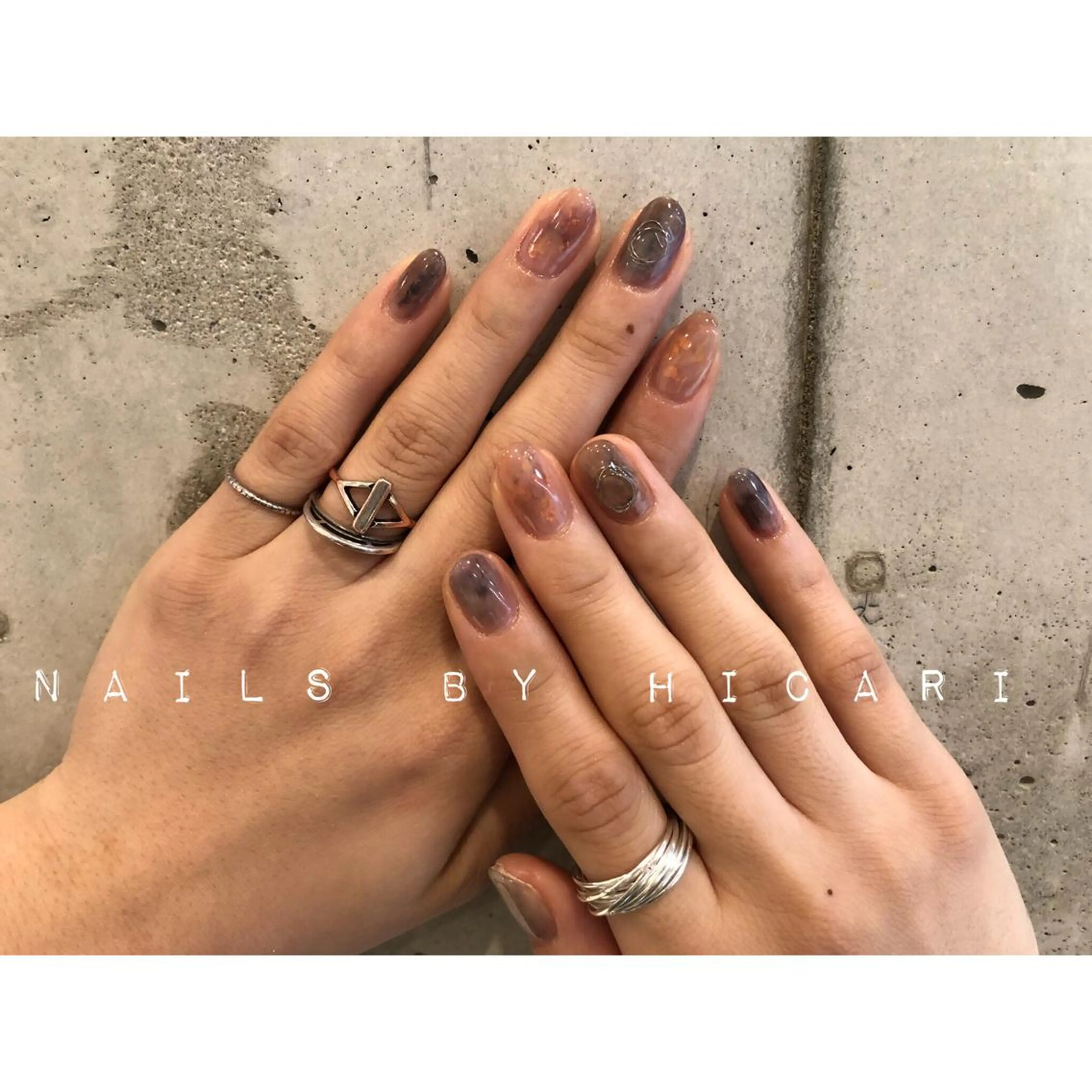 ショート カラー ネイル マツエク・マツパ illum hicariのネイルデザイン