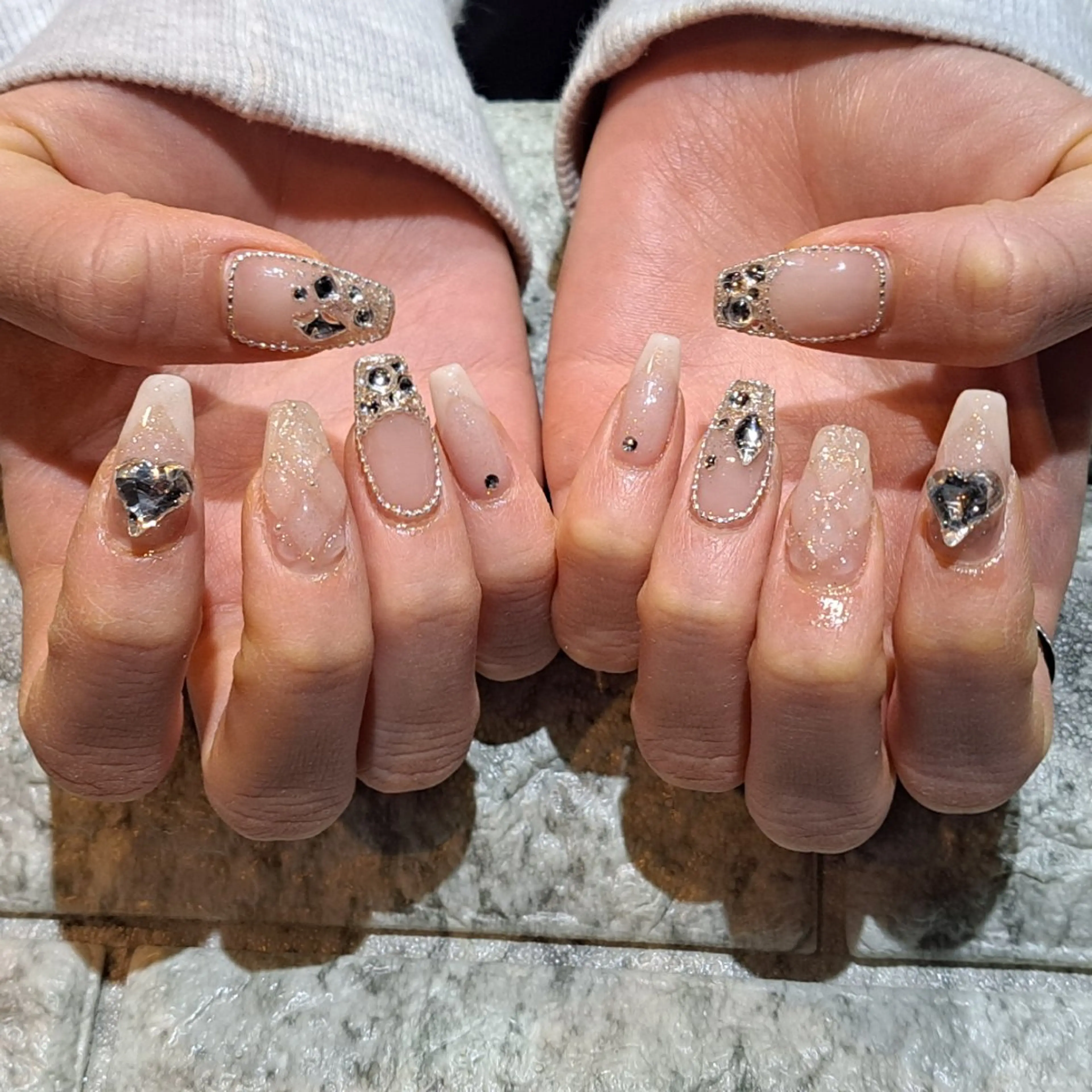 ネイル フレンチネイル ジェルネイル ガーリー ハンドネイル RounGe町田店 🧸大谷のネイルデザイン