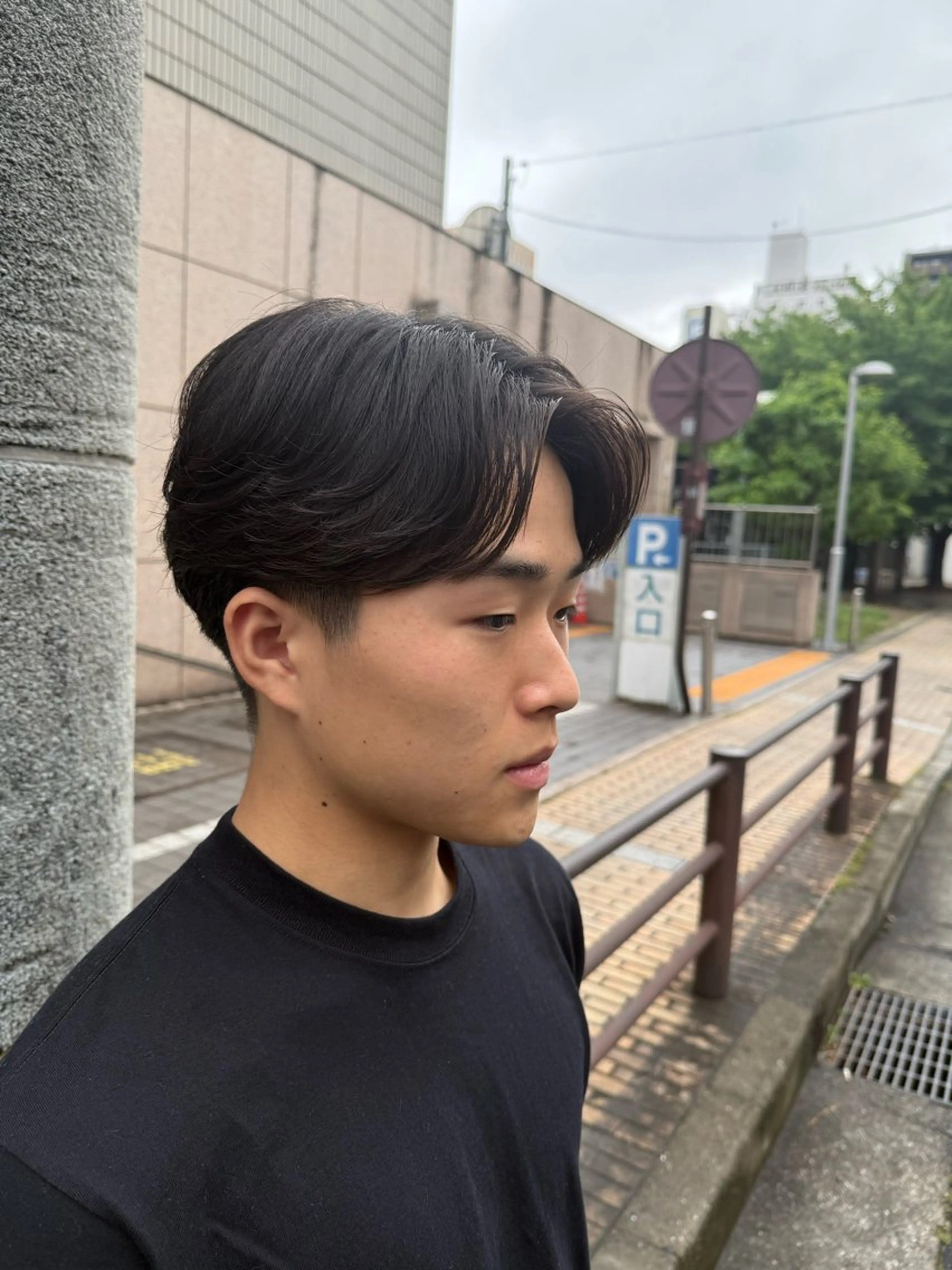 メンズ センターパート カット 【メンズパーマ専門】 質感職人/牧野成瀬のヘアスタイル