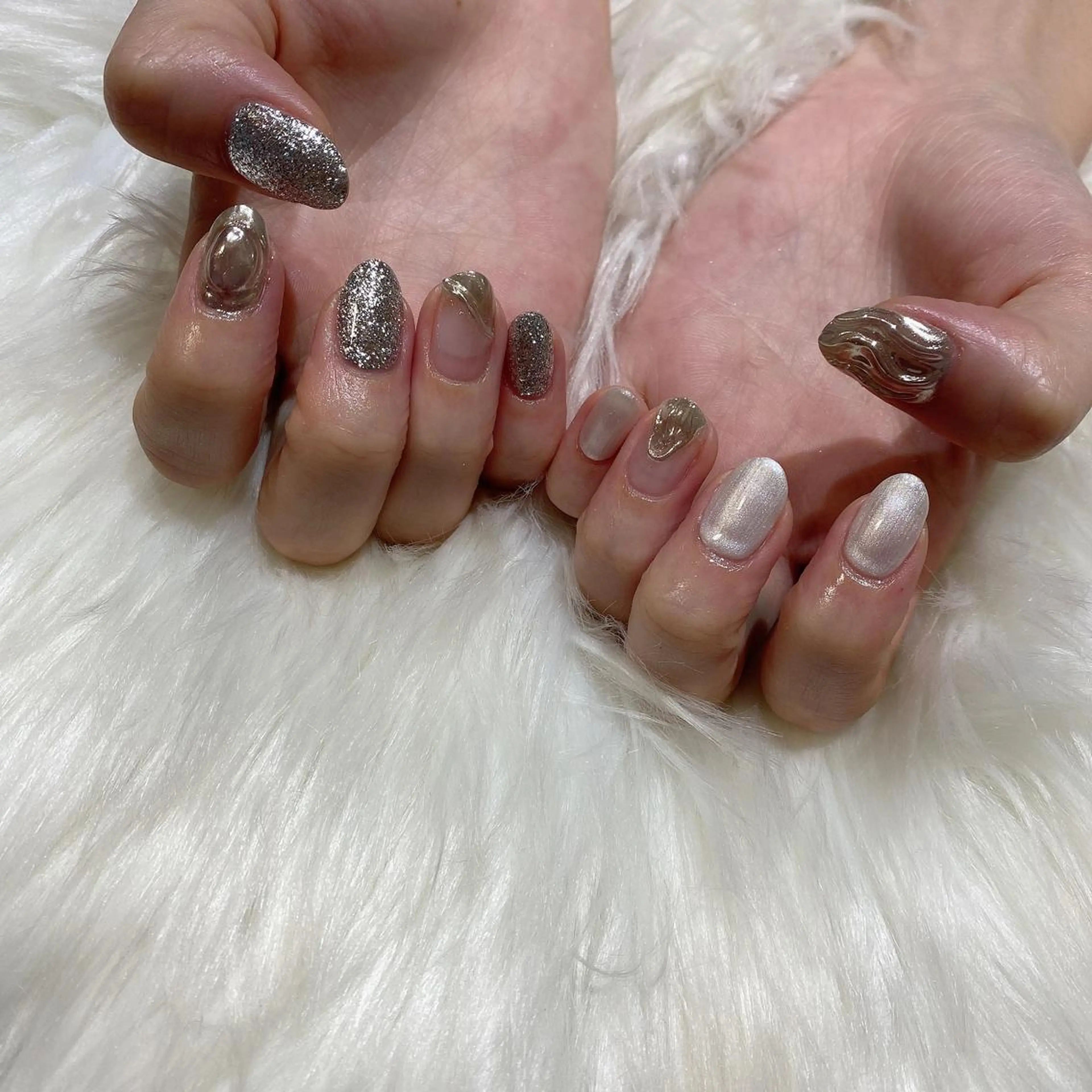 ネイル ハンドネイル 西岡 杏のネイルデザイン