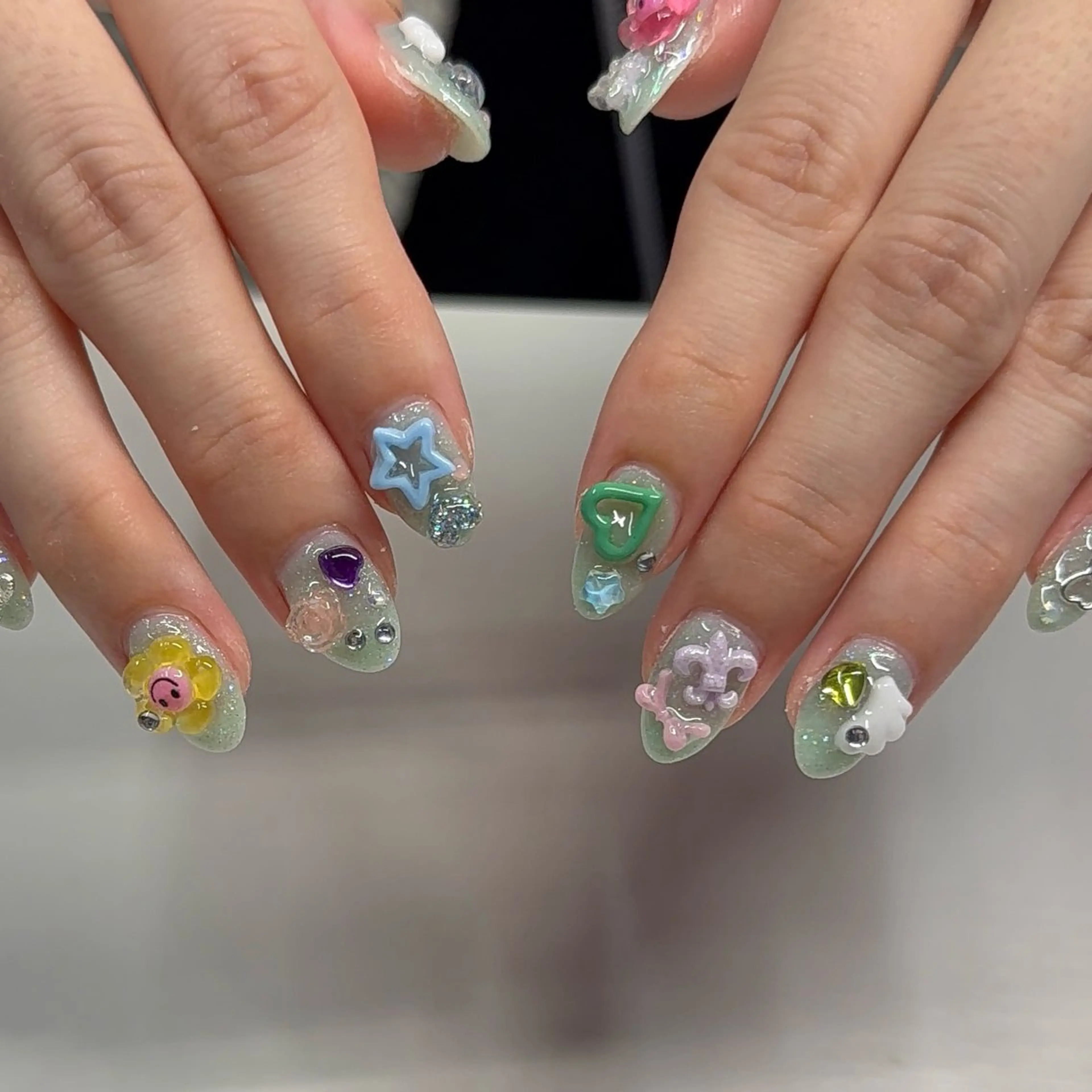 ネイル ハンドネイル Sarina ⋆⭒˚ mavieのネイルデザイン