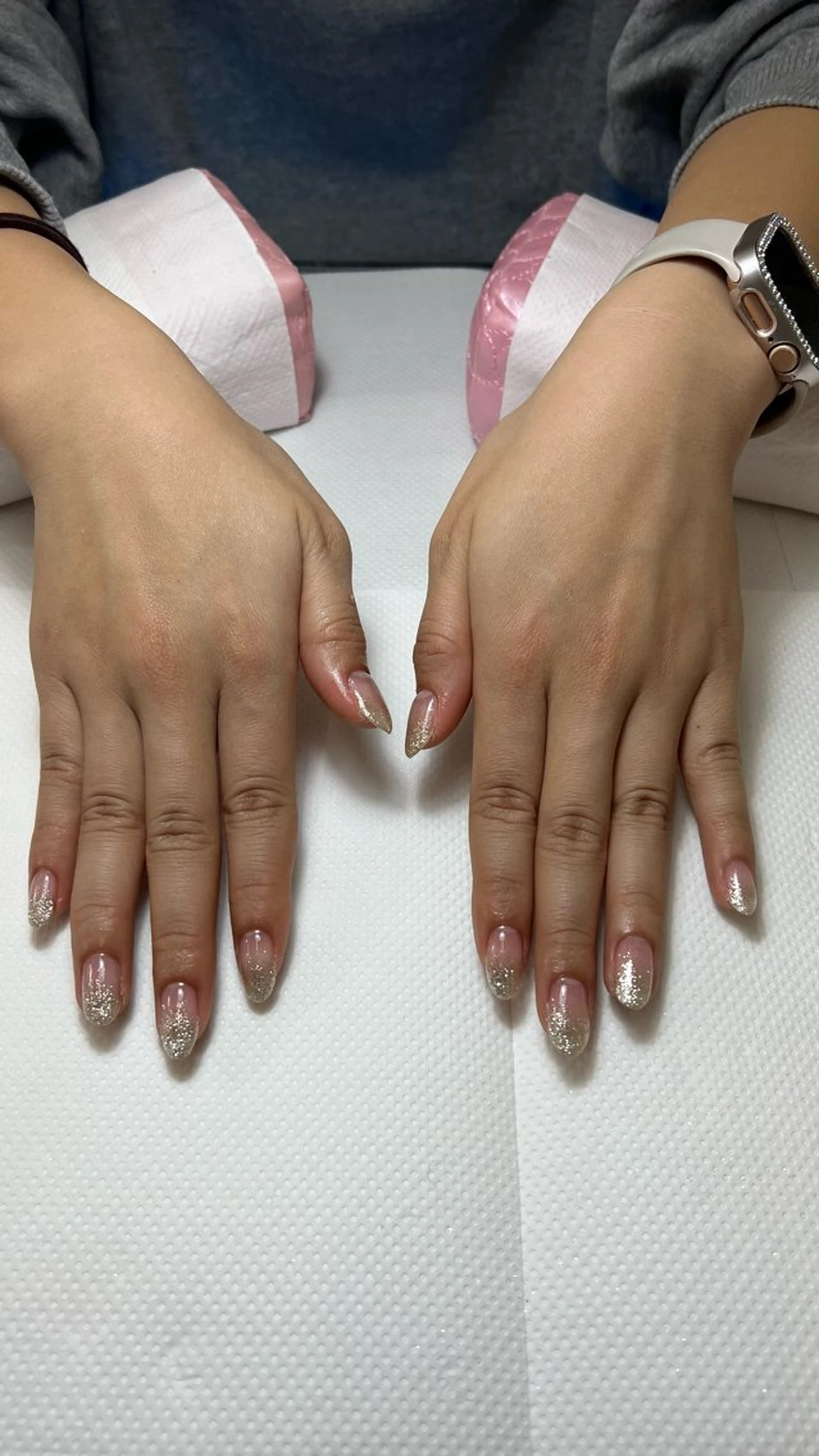 ネイル 名越 彩花のネイルデザイン