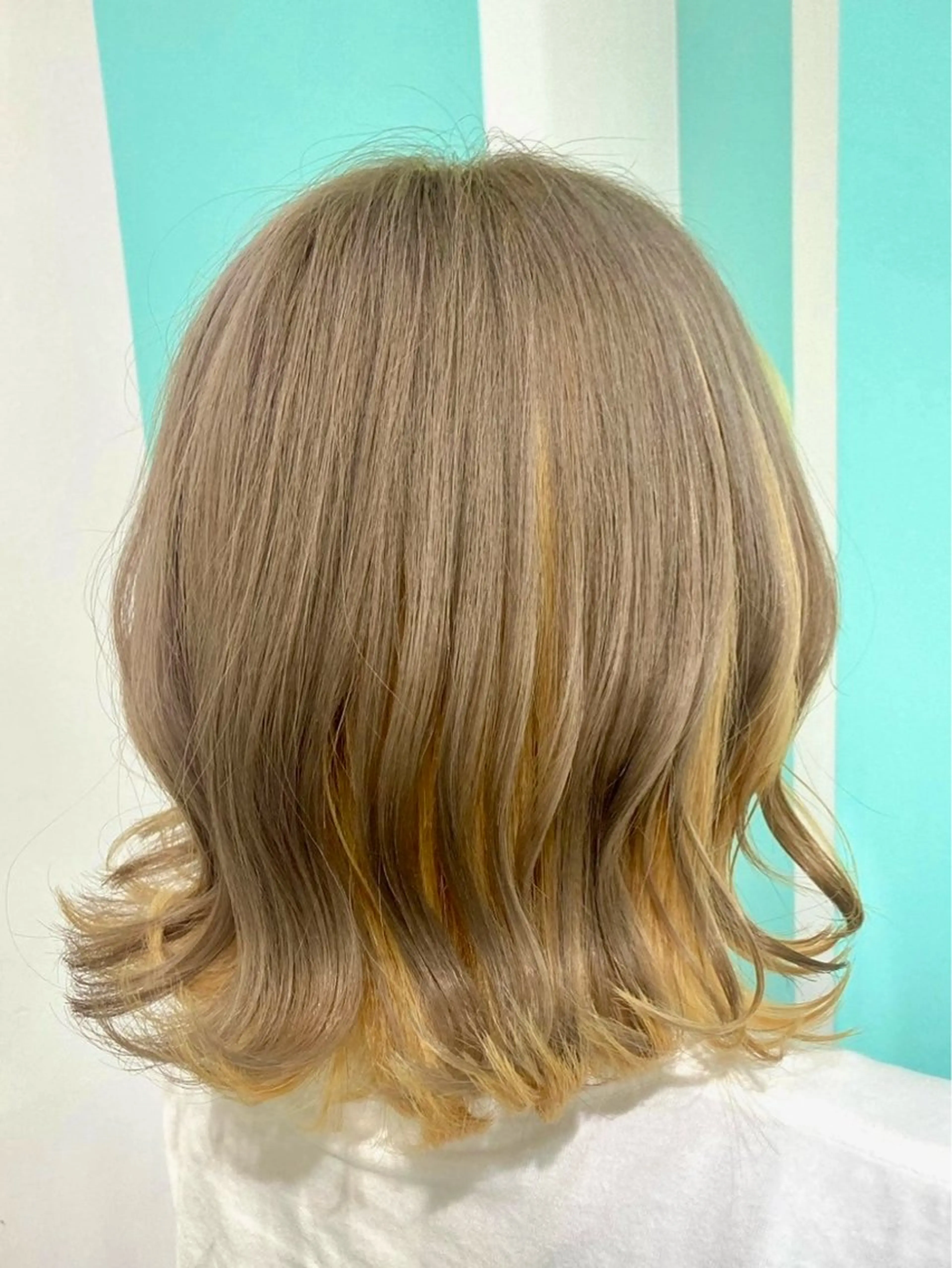 カラー 八馬 那由多のヘアスタイル