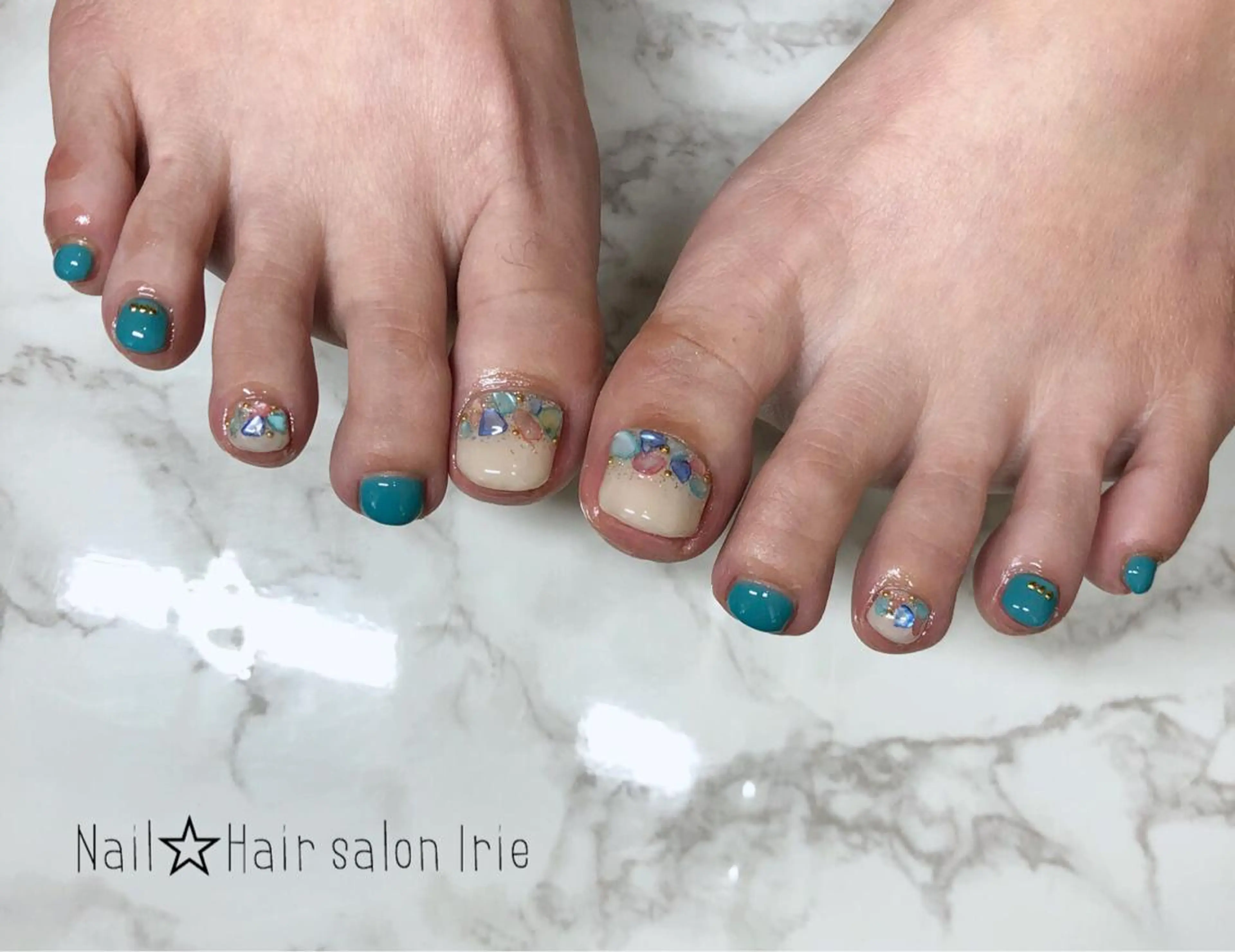 ネイル フットネイル Hair salon Irie所属・與儀 知佳のネイルデザイン