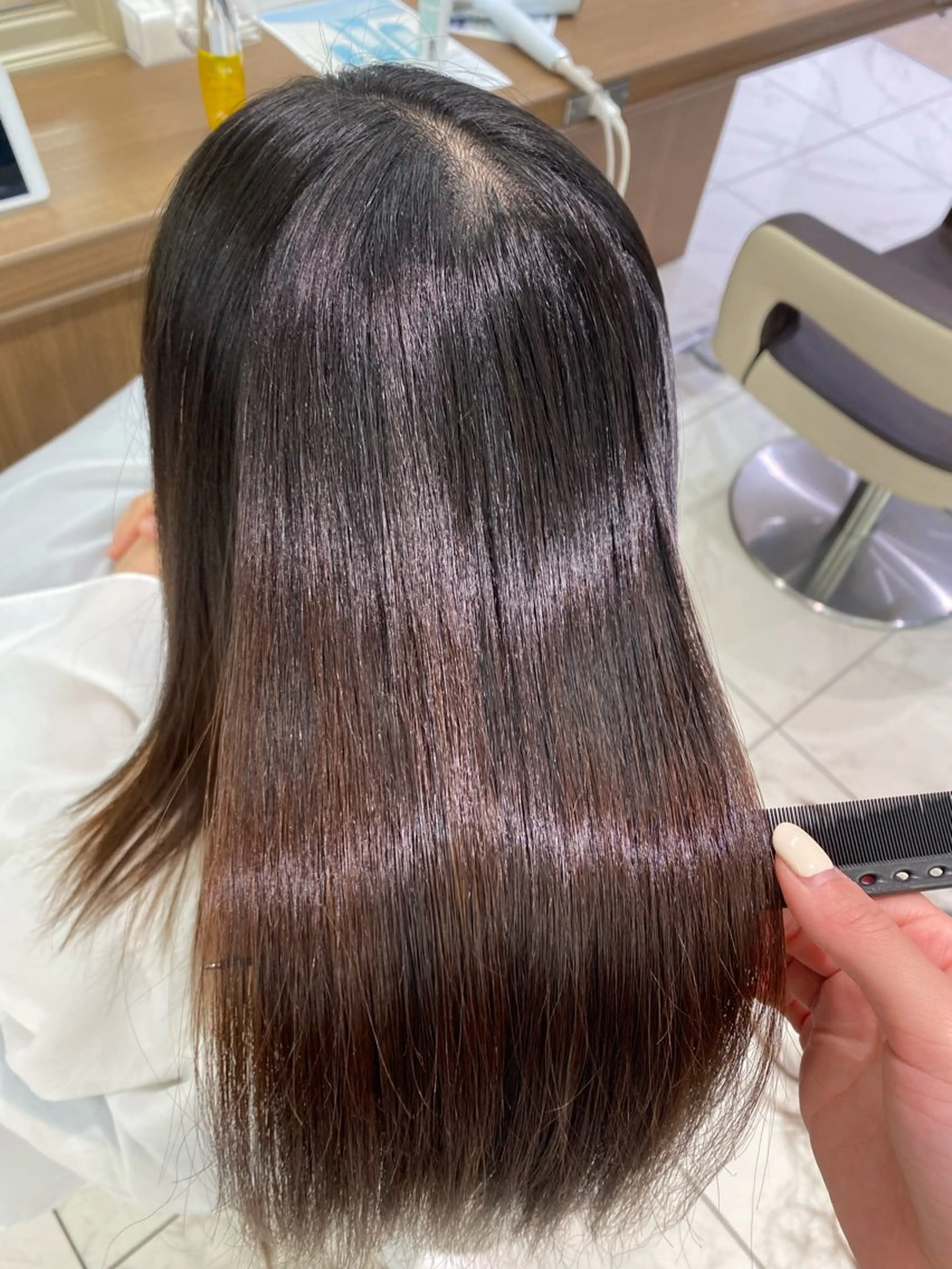 セミロング パーマ カット 縮毛矯正 トリートメント 長妻莉央/縮毛矯正 髪質改善カラーのヘアスタイル