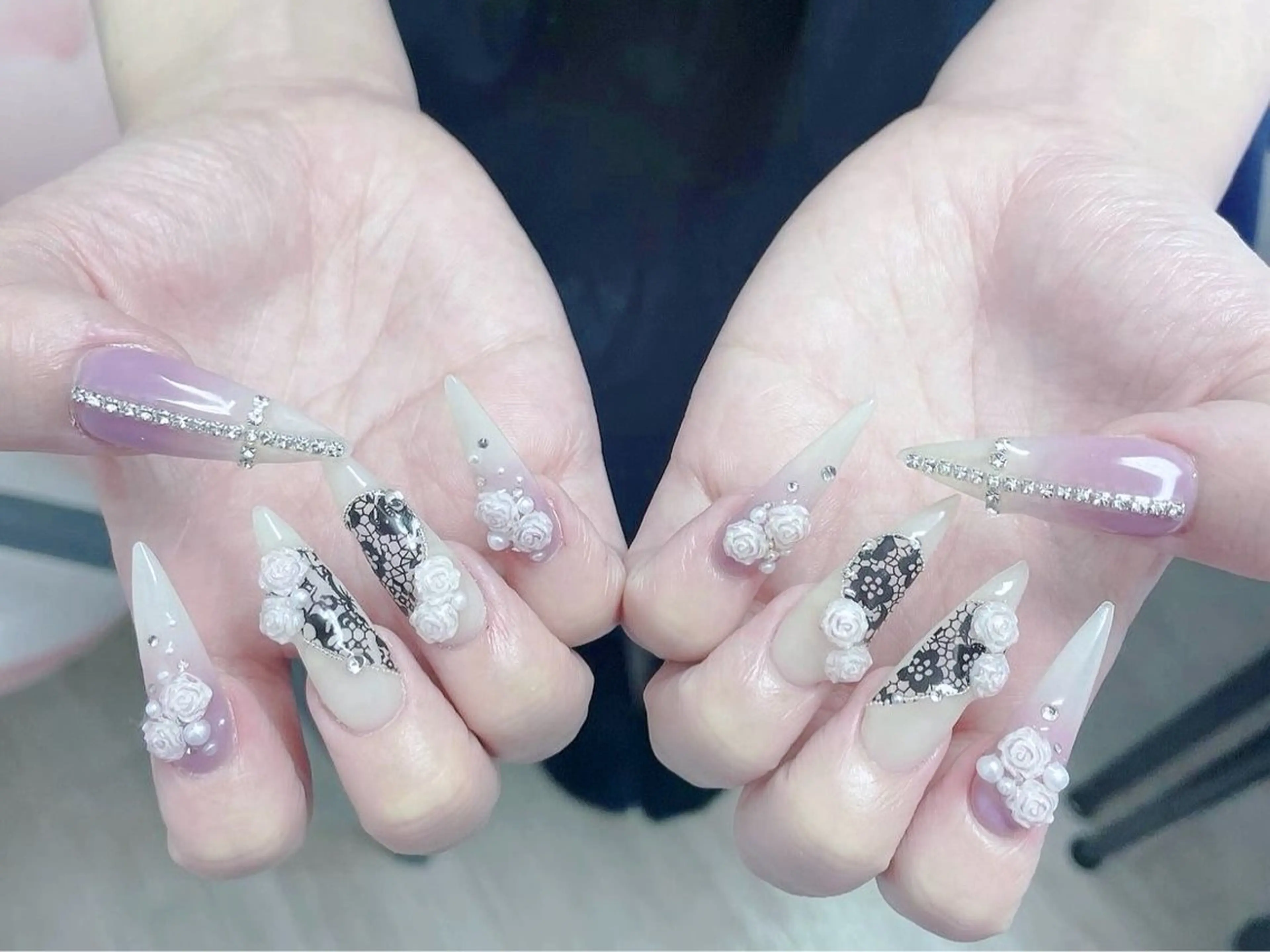 ネイル 成人式 ジェルネイル ロングネイル マグネットネイル 大理石ネイル(マーブル) ハンドネイル MoMoA Nail ネイル長さ出し専門店のネイルデザイン