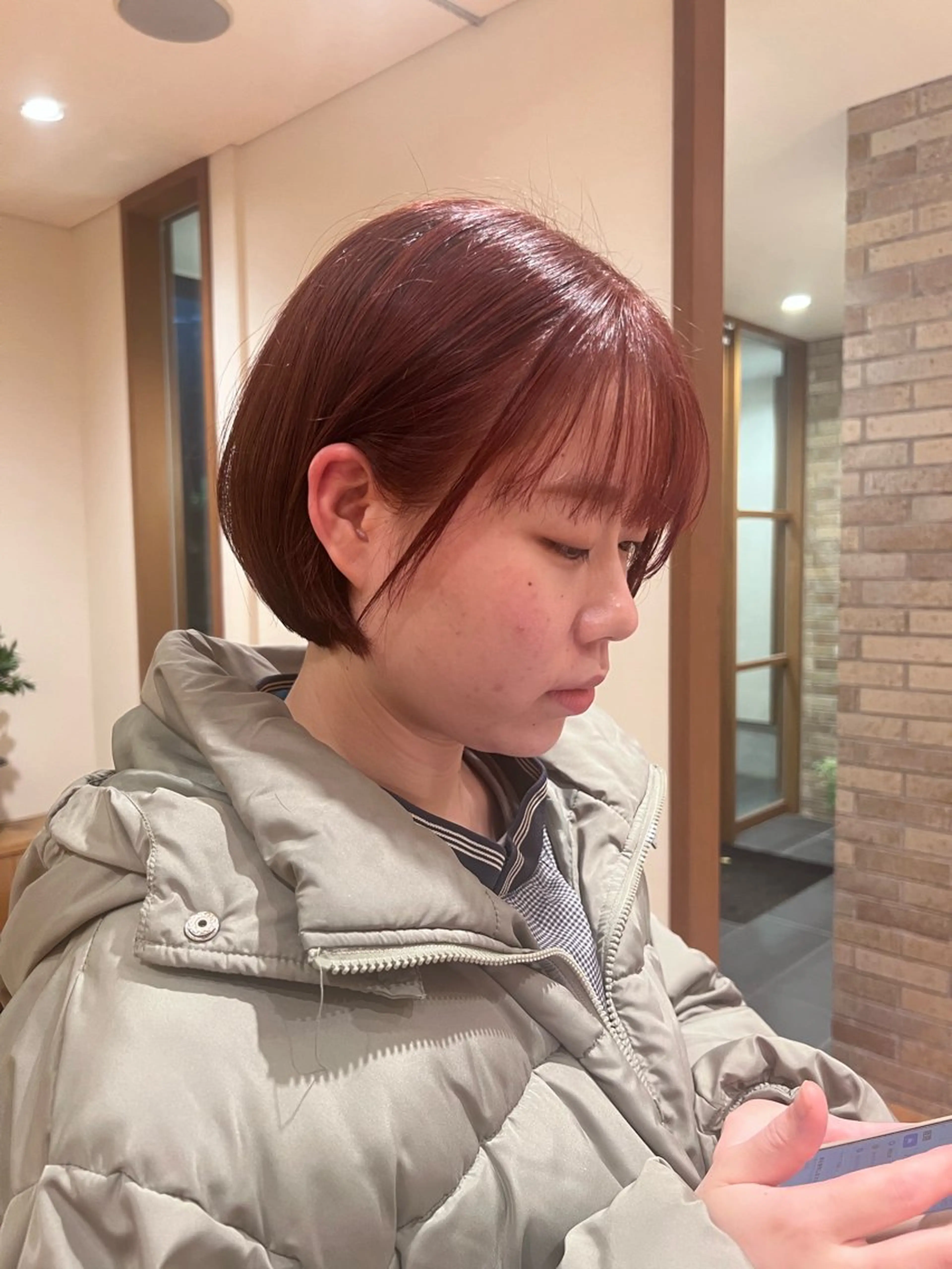 ショート ボブ 顔周りカット uhair滝ノ水店所属・和田 咲乃のヘアスタイル