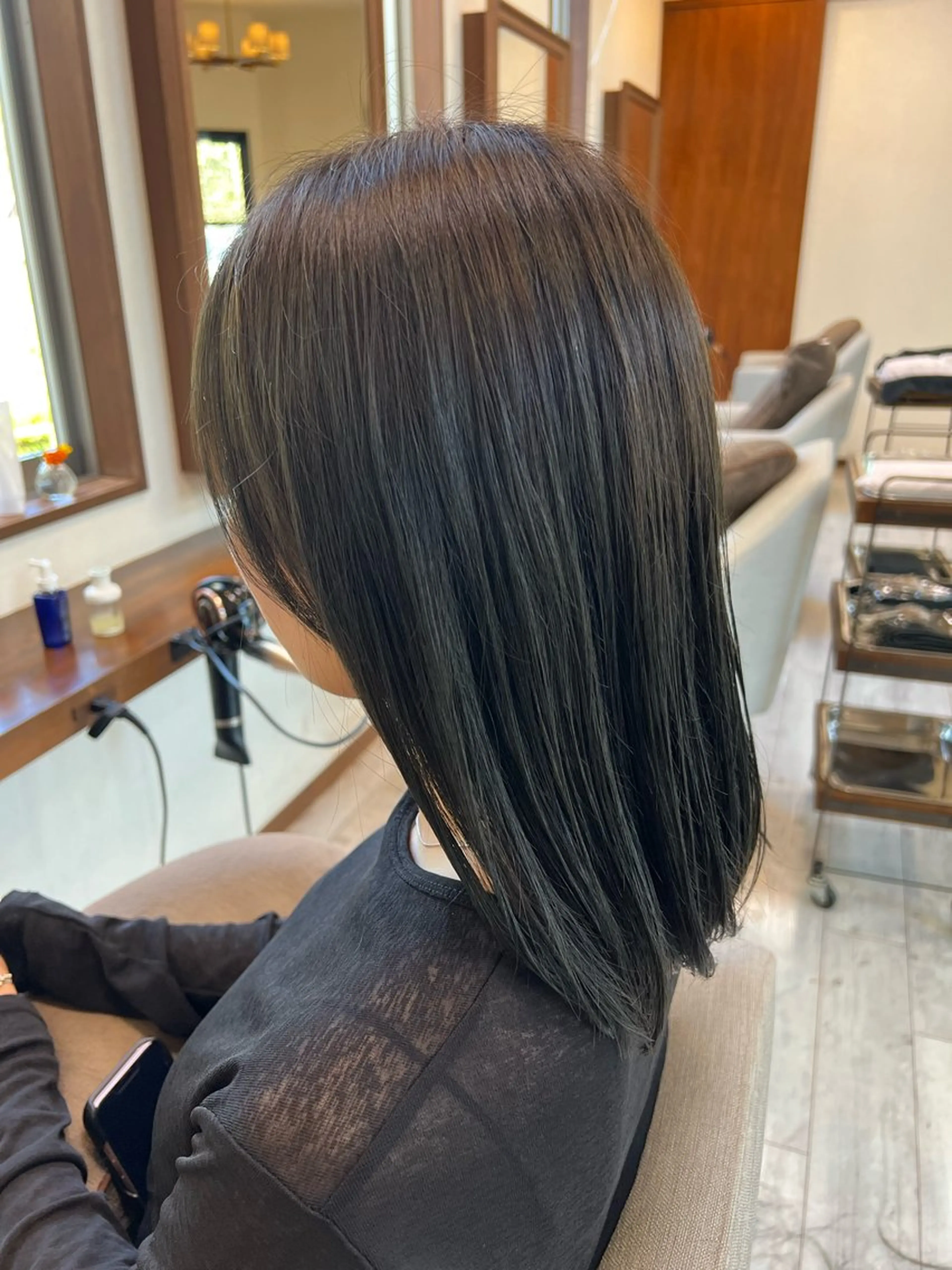 カラー 吉田 咲樹のヘアスタイル