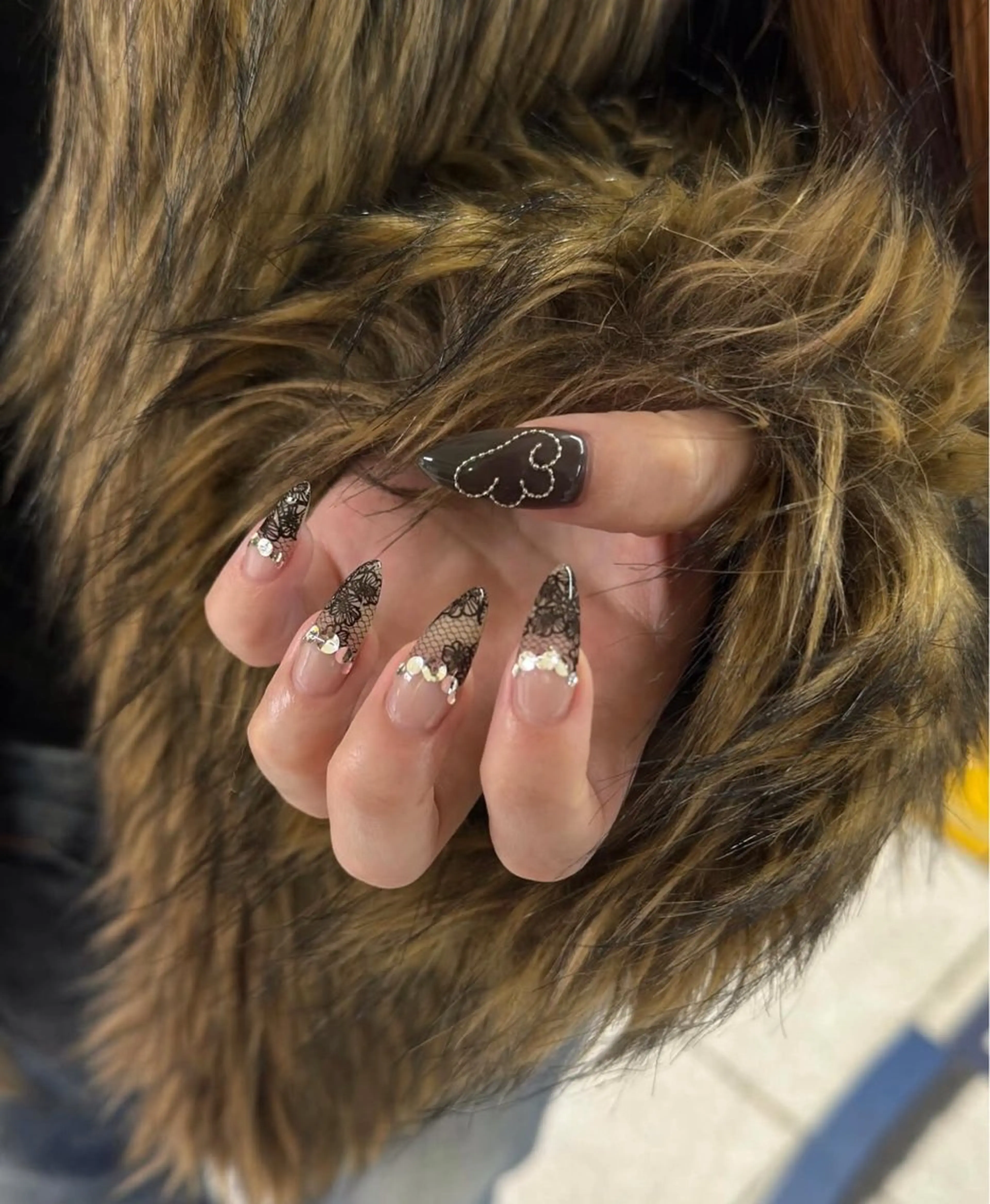 ネイル 長さ出し グラデーション キラキラネイル 韓国ネイル ラメ(グリッター) ハンドネイル ハンドケア Chisa Nail Studio所属・チ サのネイルデザイン