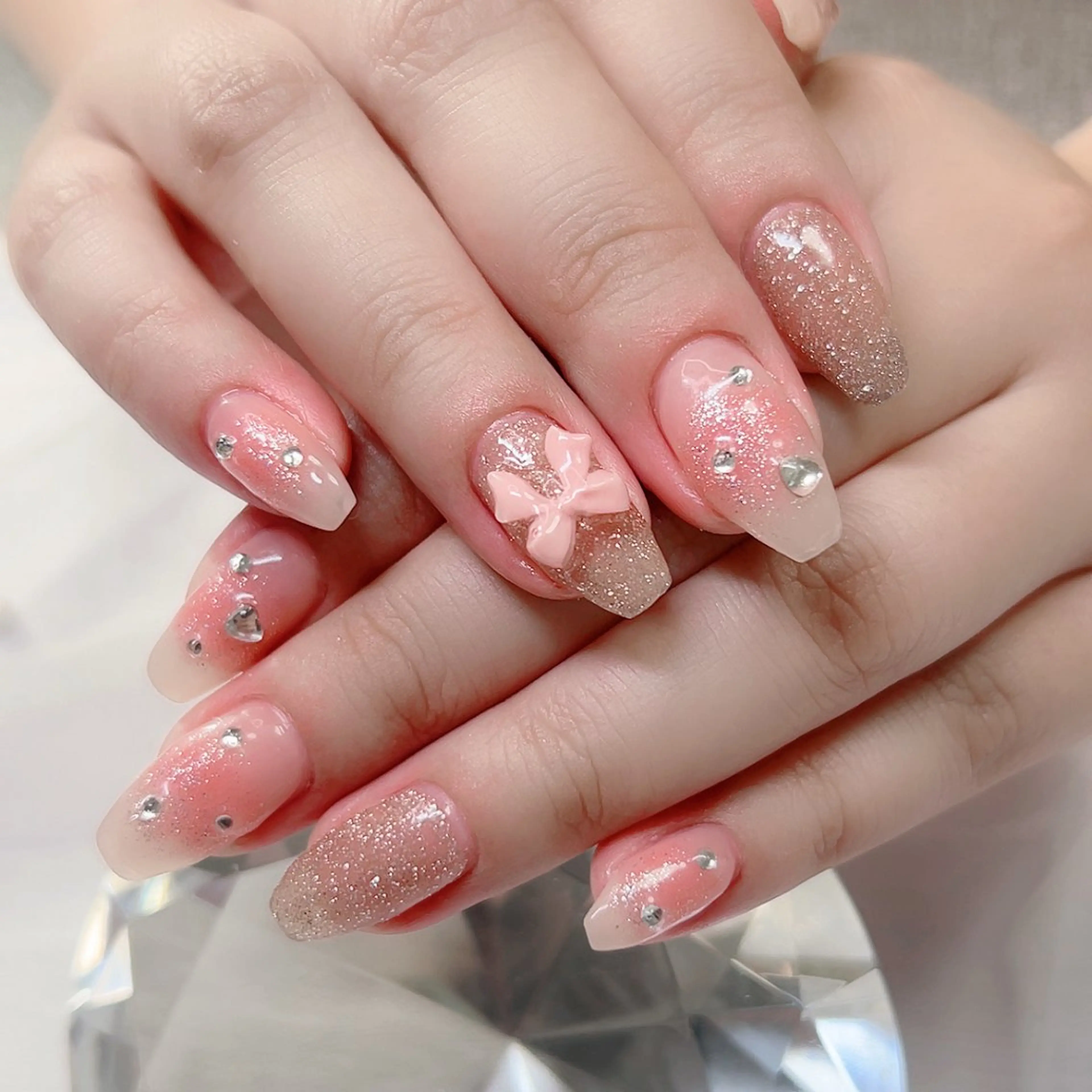 ネイル フラッシュネイル ラメ(グリッター) マグネットネイル ワンカラーネイル Cute Tips nailのネイルデザイン