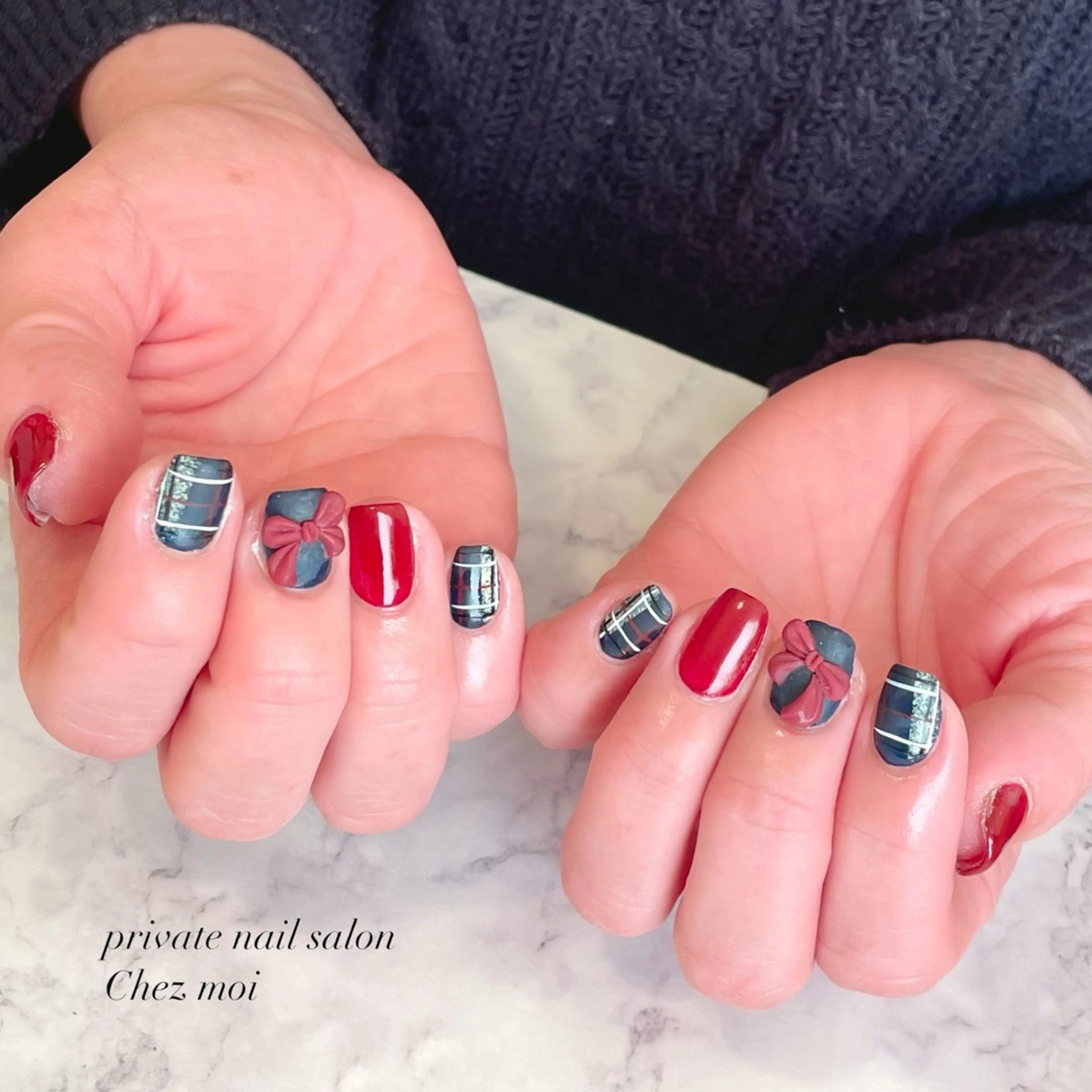 ネイル リボン KOMINE TOMOKOのネイルデザイン