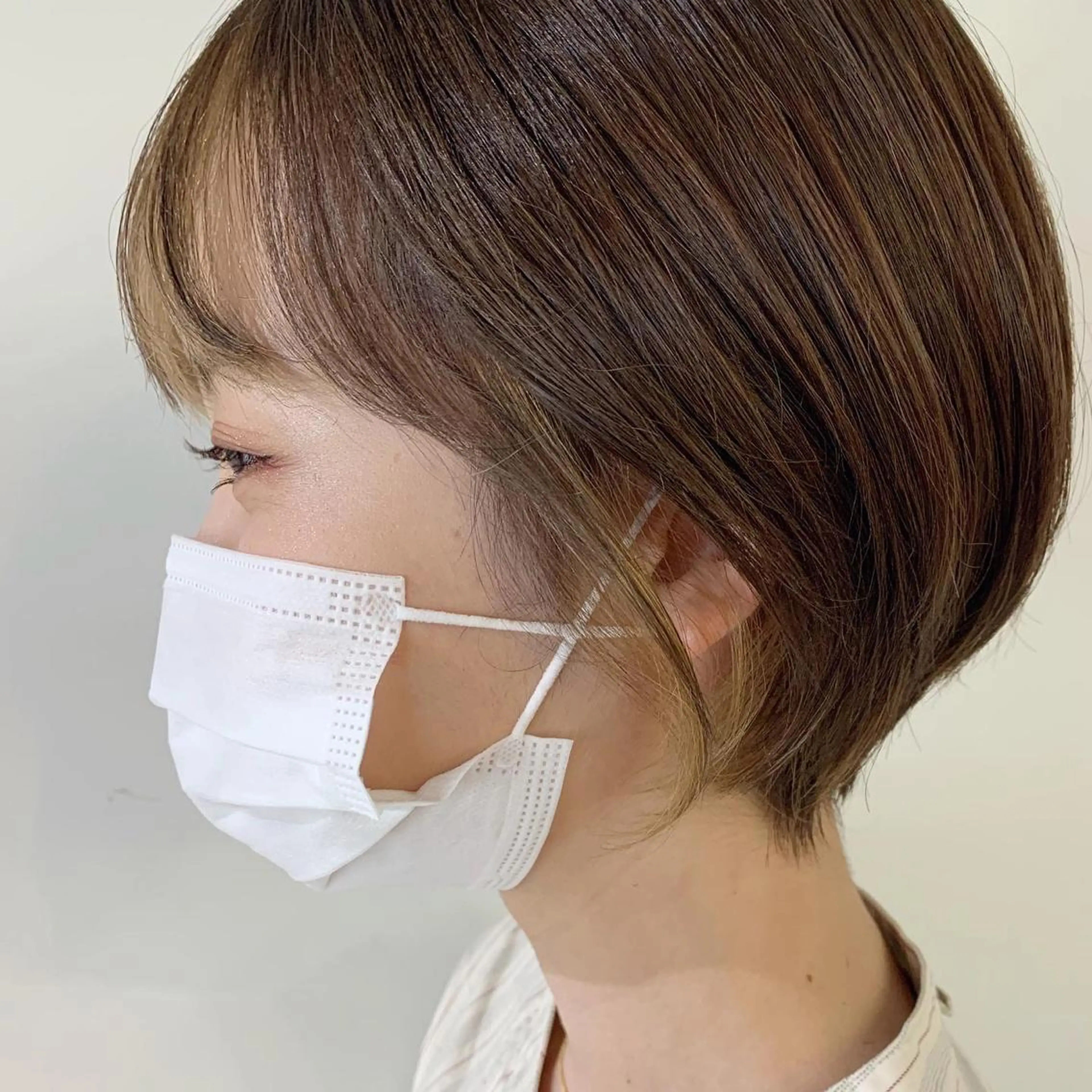 ショート カラー ショートボブ ハイライトカラー インナーカラー ボブ ハイライト カット ヘアカラー トリートメント ボブ/大人ヘア k-two濱田のヘアスタイル