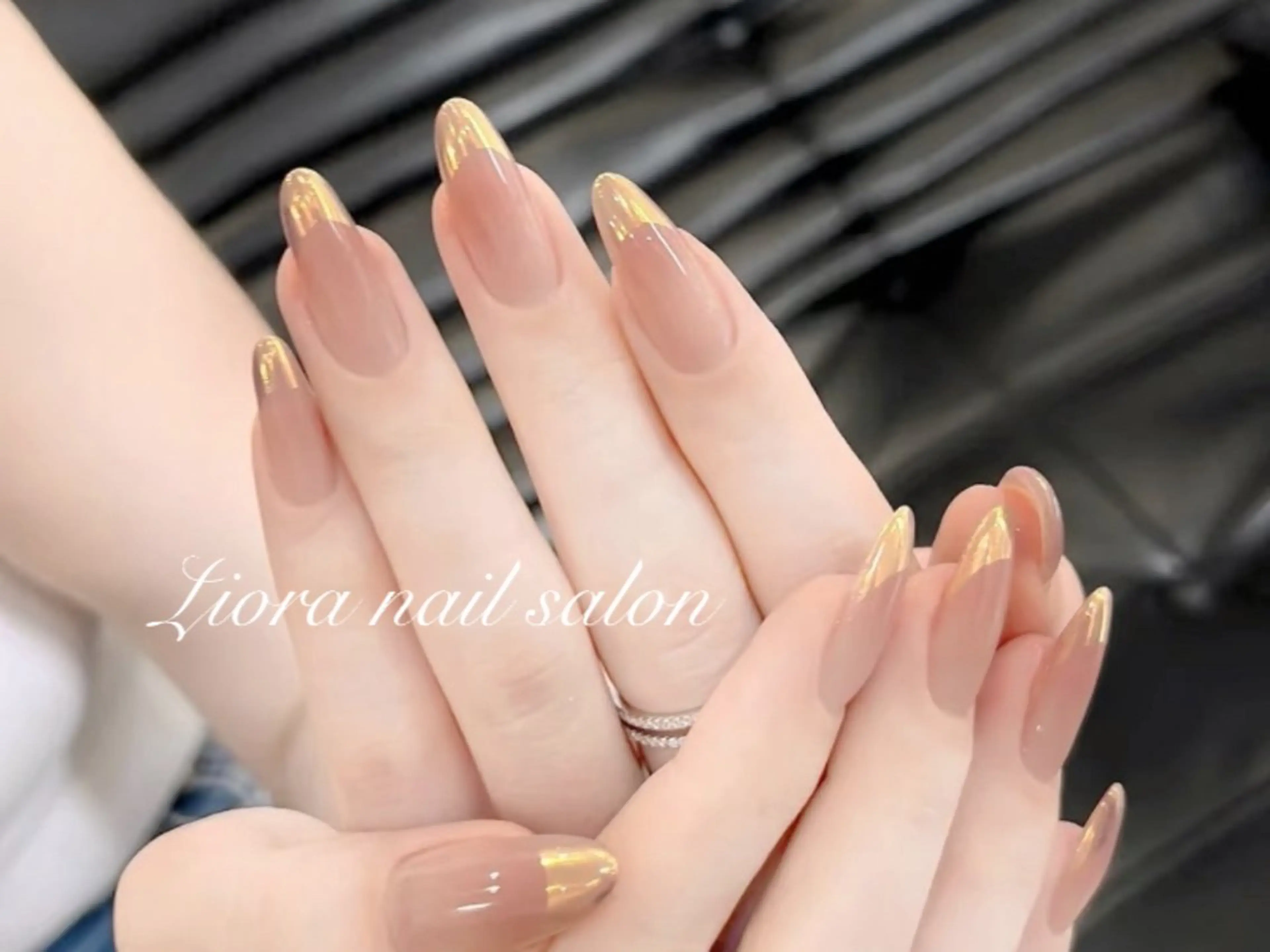 ネイル フレンチネイル ジェルネイル ガーリー グラデーション キラキラネイル ハンドネイル Liora nail 1のネイルデザイン
