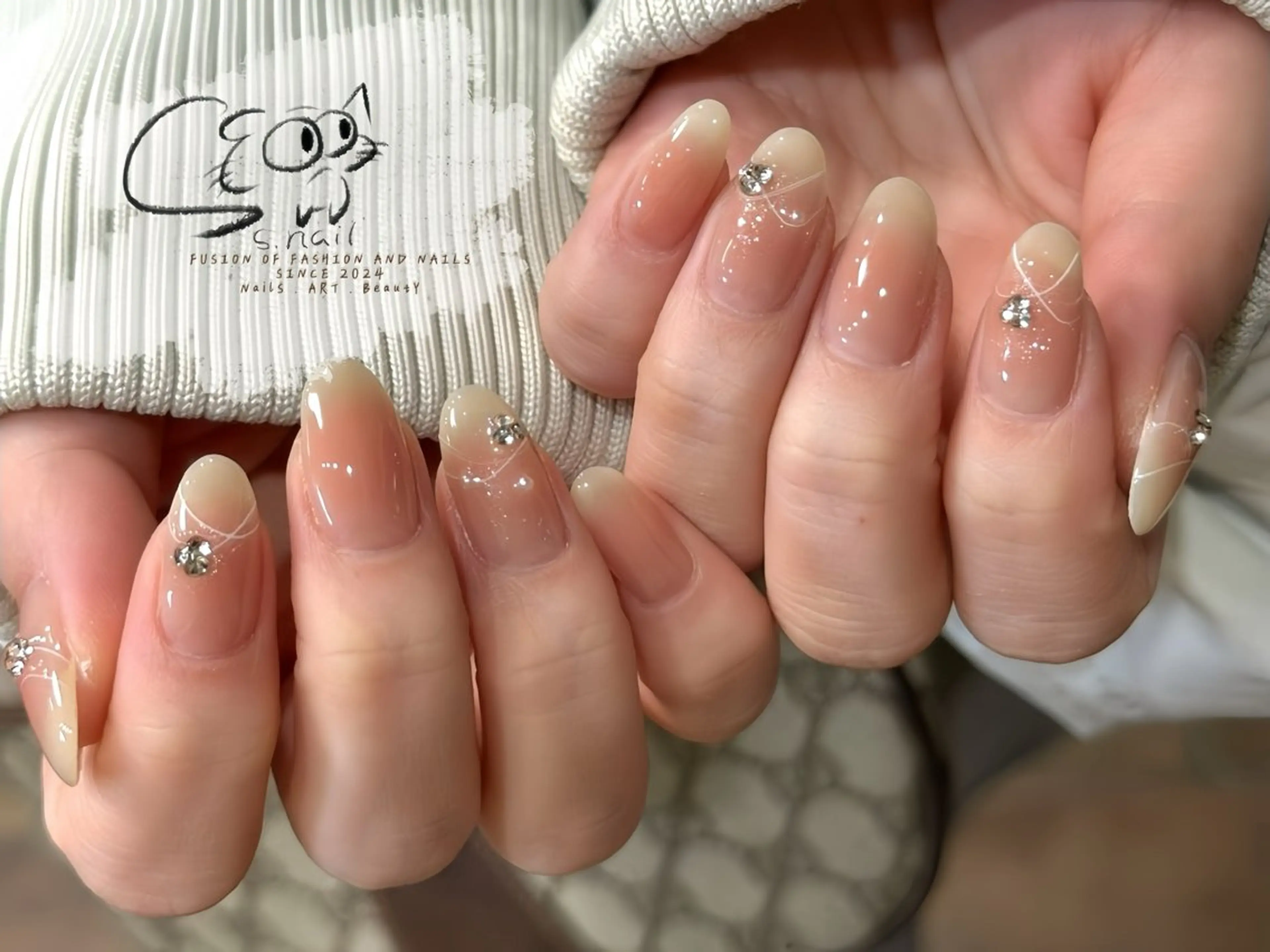 ネイル フレンチネイル ジェルネイル キラキラネイル ラメ(グリッター) マグネットネイル ハンドネイル S.nail所属・S.nail _のネイルデザイン