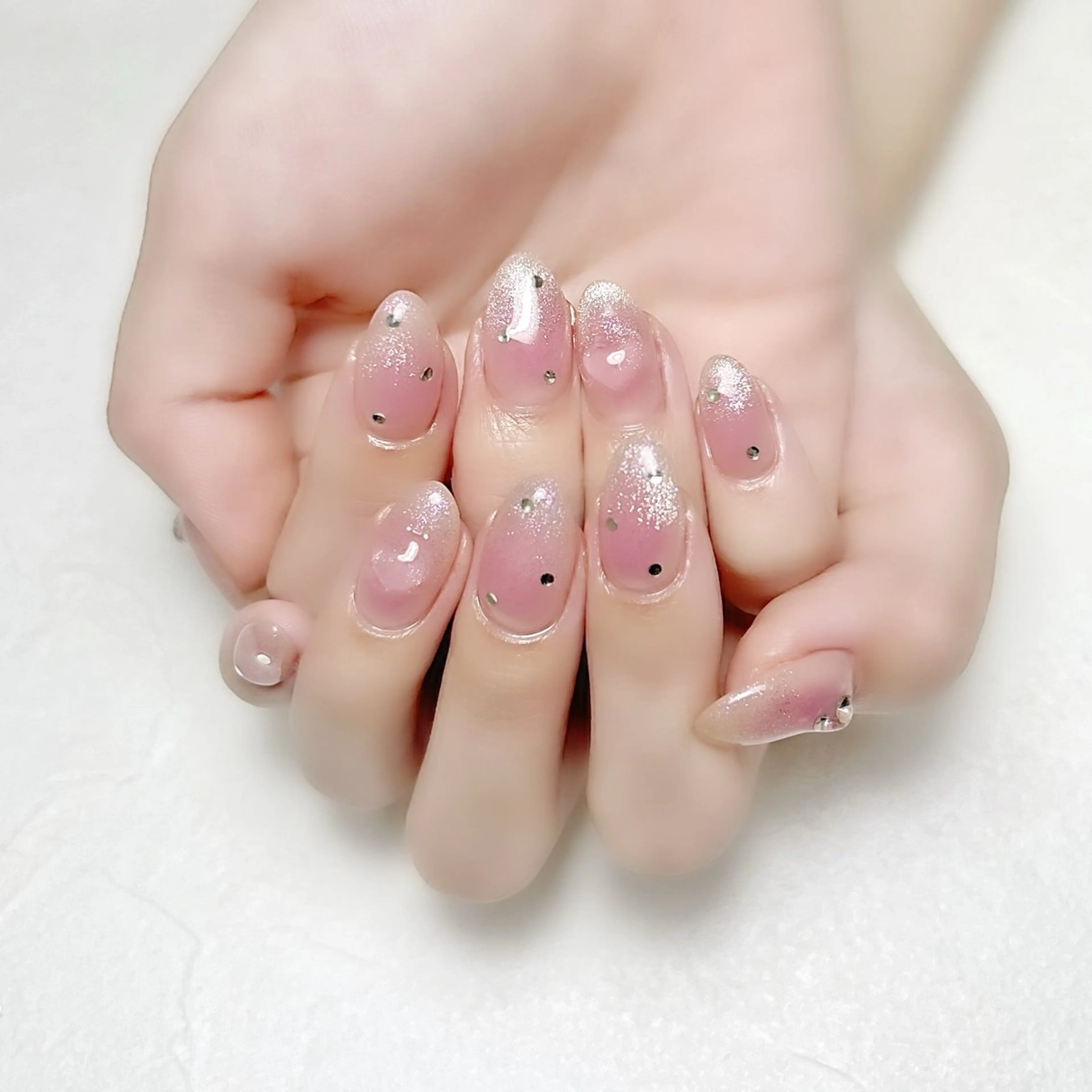 ネイル チークネイル ハート マグネットネイル ワンホンネイル rouse nail RISATOのネイルデザイン