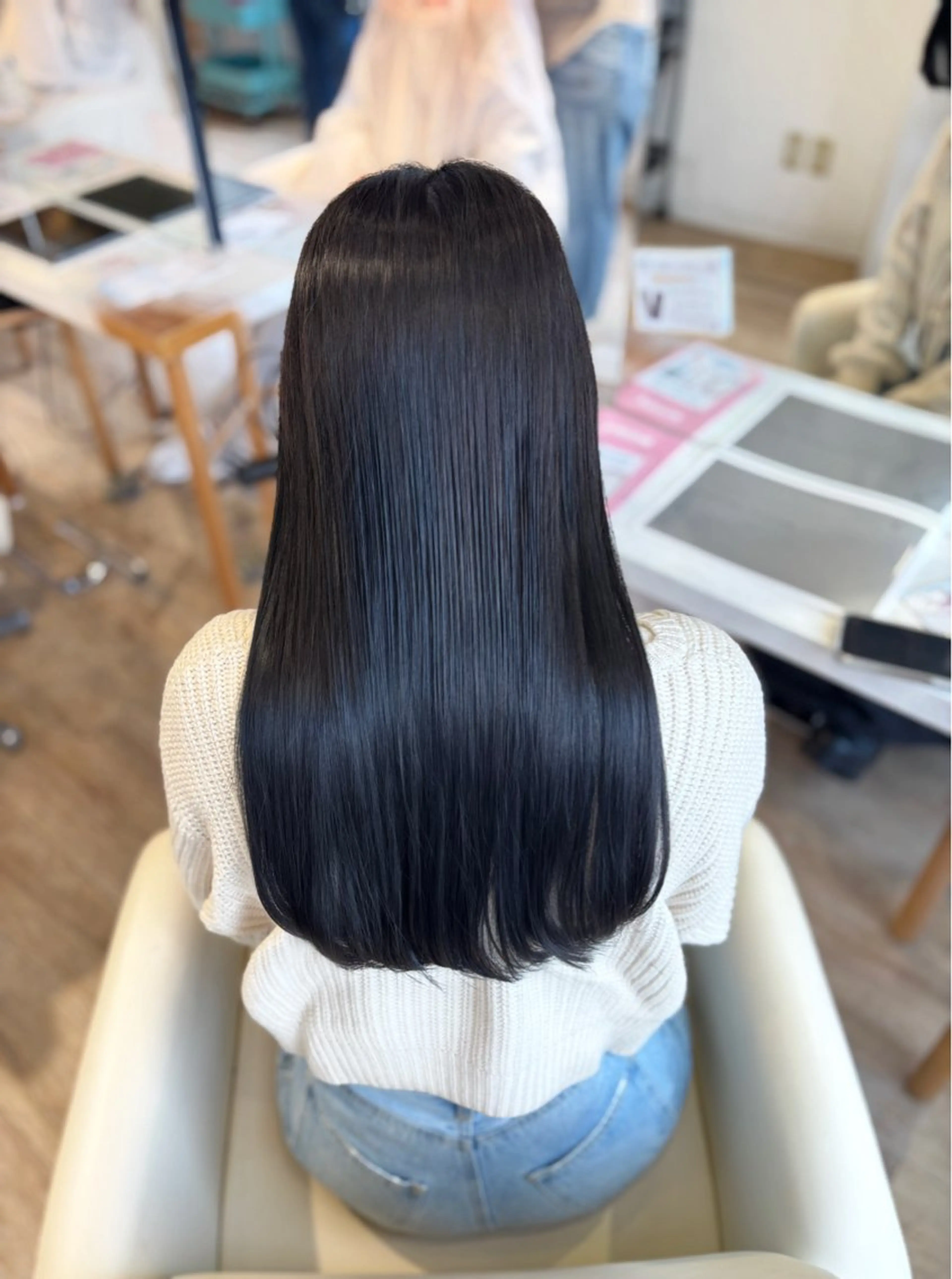 《🍒minimo特別価格🍒》ワンカラー🎀➕内部補修3step treatment🪄🫧（ロング料金ナシ‼️)の写真